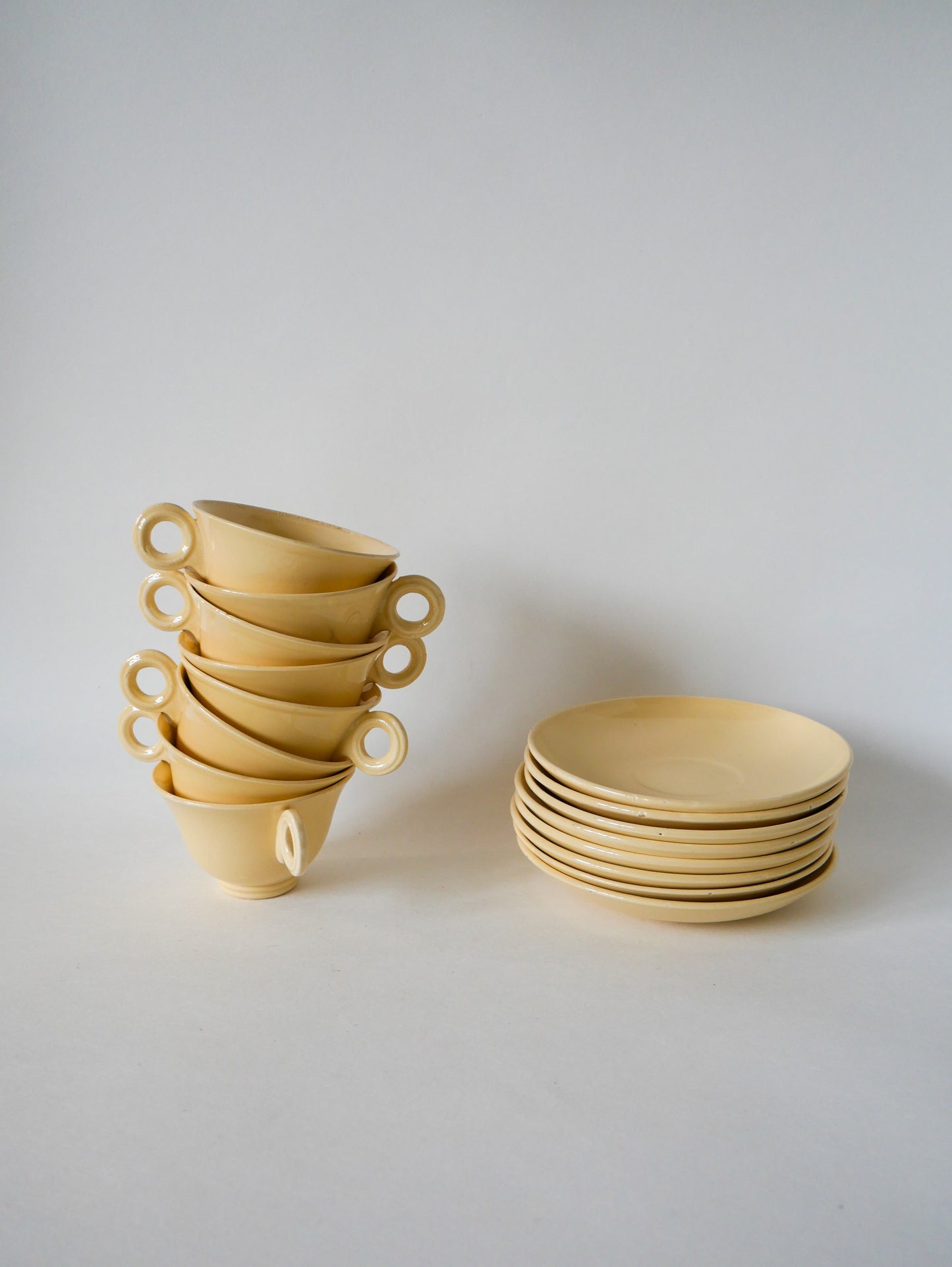 Service à thé composé d'une théière et de 8 tasses en céramique Digoin Sarreguemines crème Design 1950