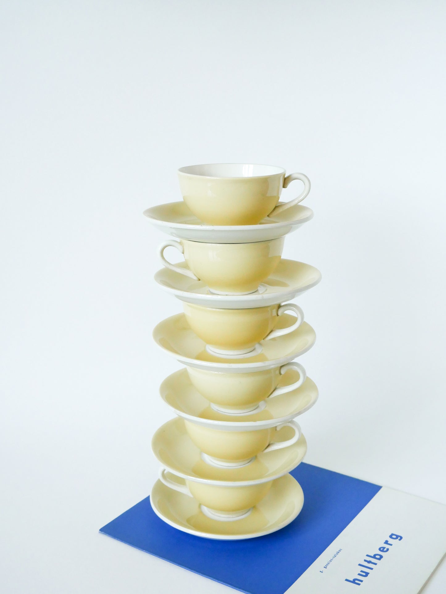 Ensemble de 6 tasses Pastel "Jaune" Digoin Sarreguemines, 1960