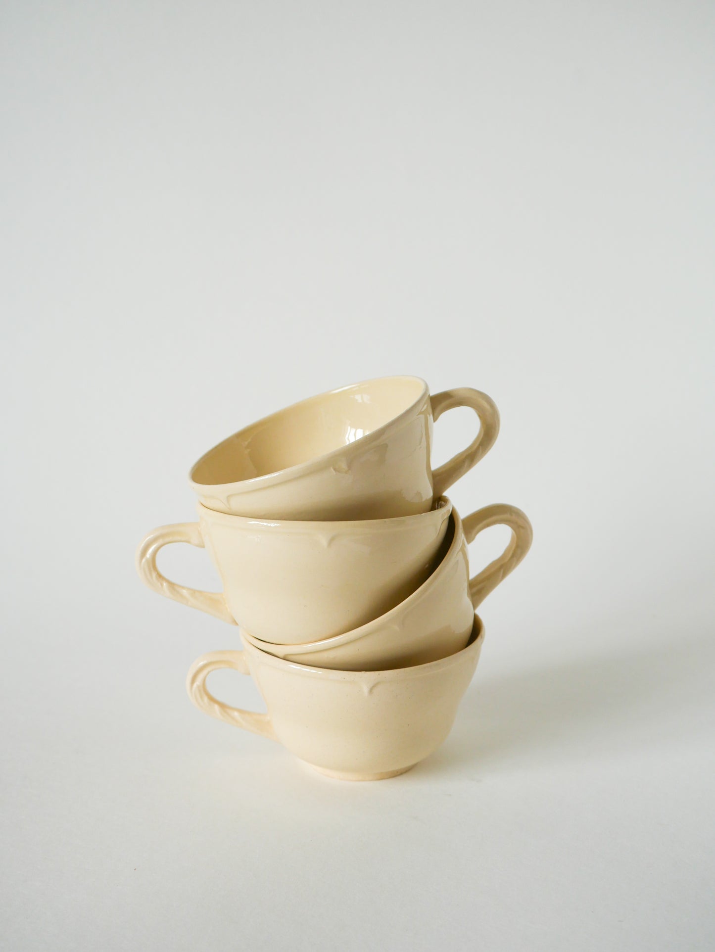 Ensemble de 4 tasses à café Badonviller, Crème, 1960