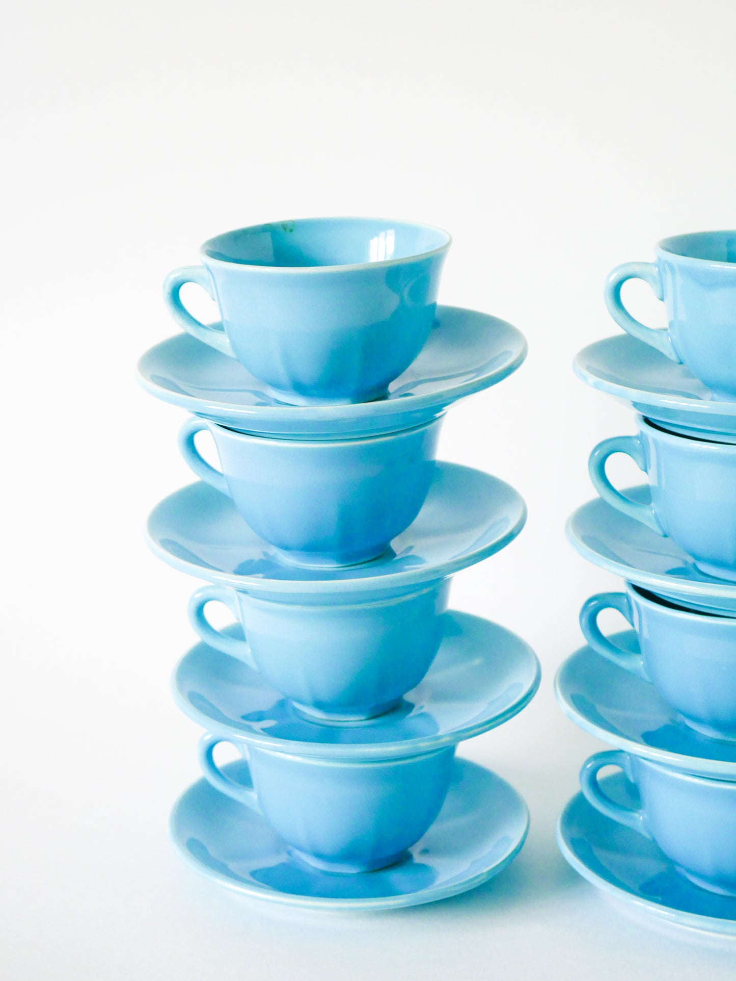 Ensemble de 8 tasses à café et soucoupes, FB Badonviller, Bleu Ciel, 1950