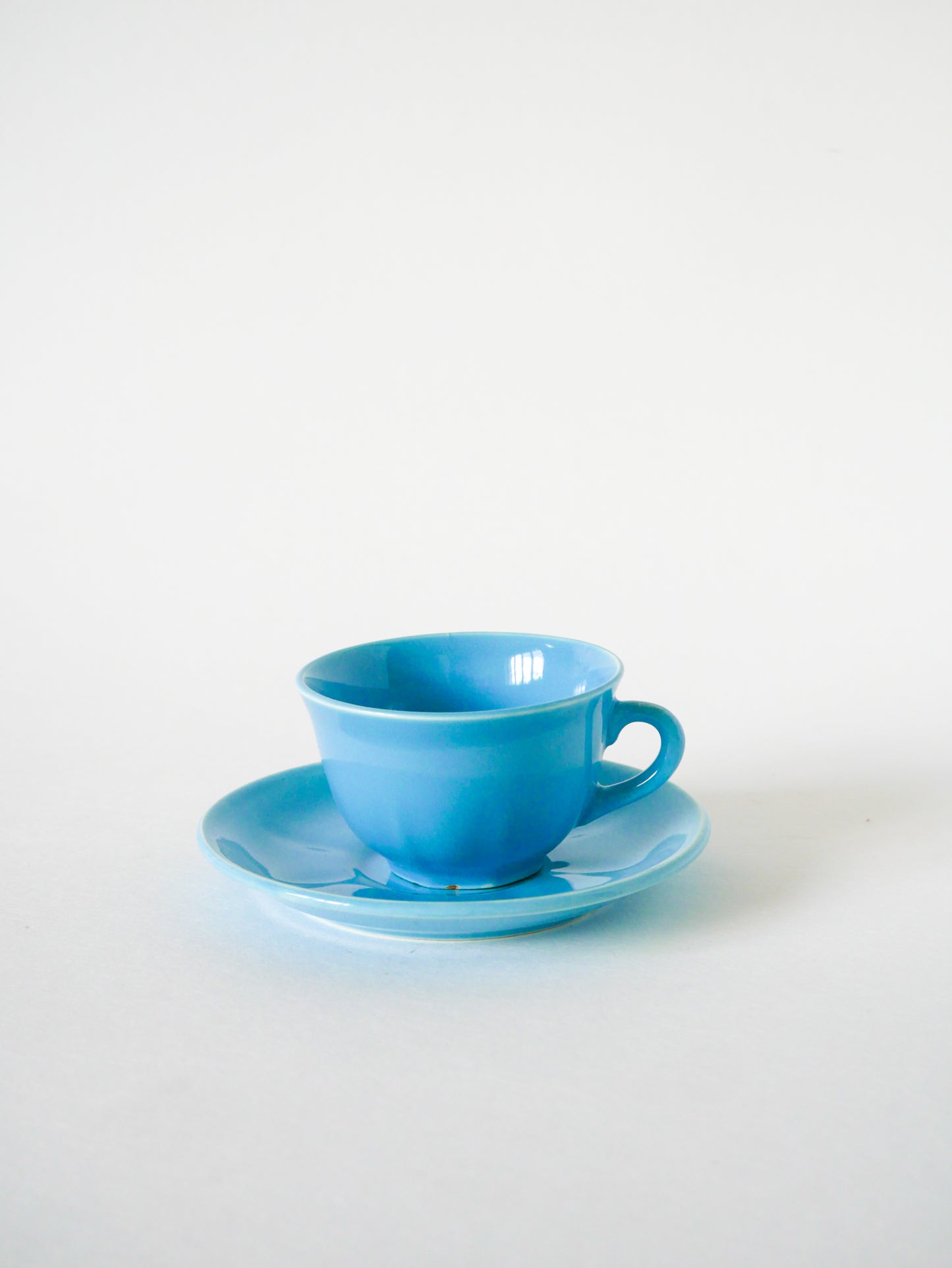 Ensemble de 8 tasses à café et soucoupes, FB Badonviller, Bleu Ciel, 1950