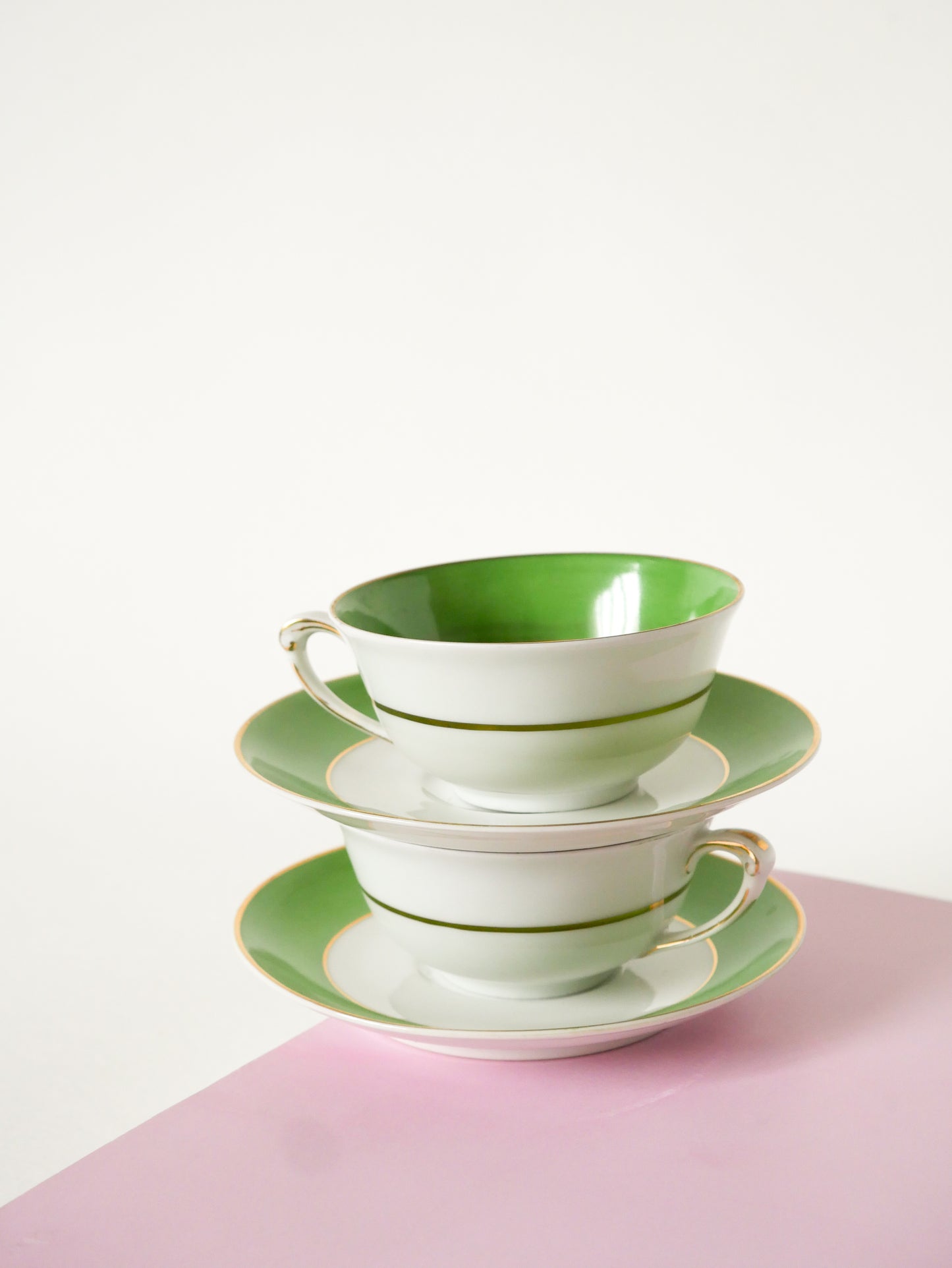 Duo de tasses à café colorées GDA Limoges, Vert, Made in France, 1950