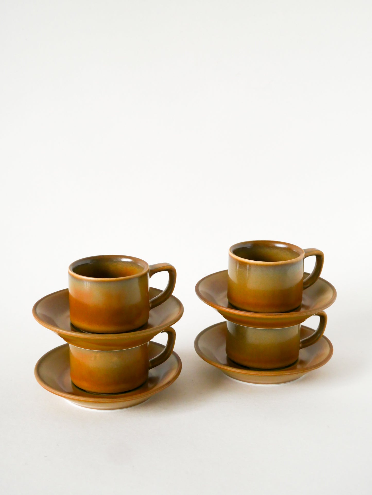 Ensemble de 4 tasses et sous-tasses à café en grès, style Bistrot, 1970