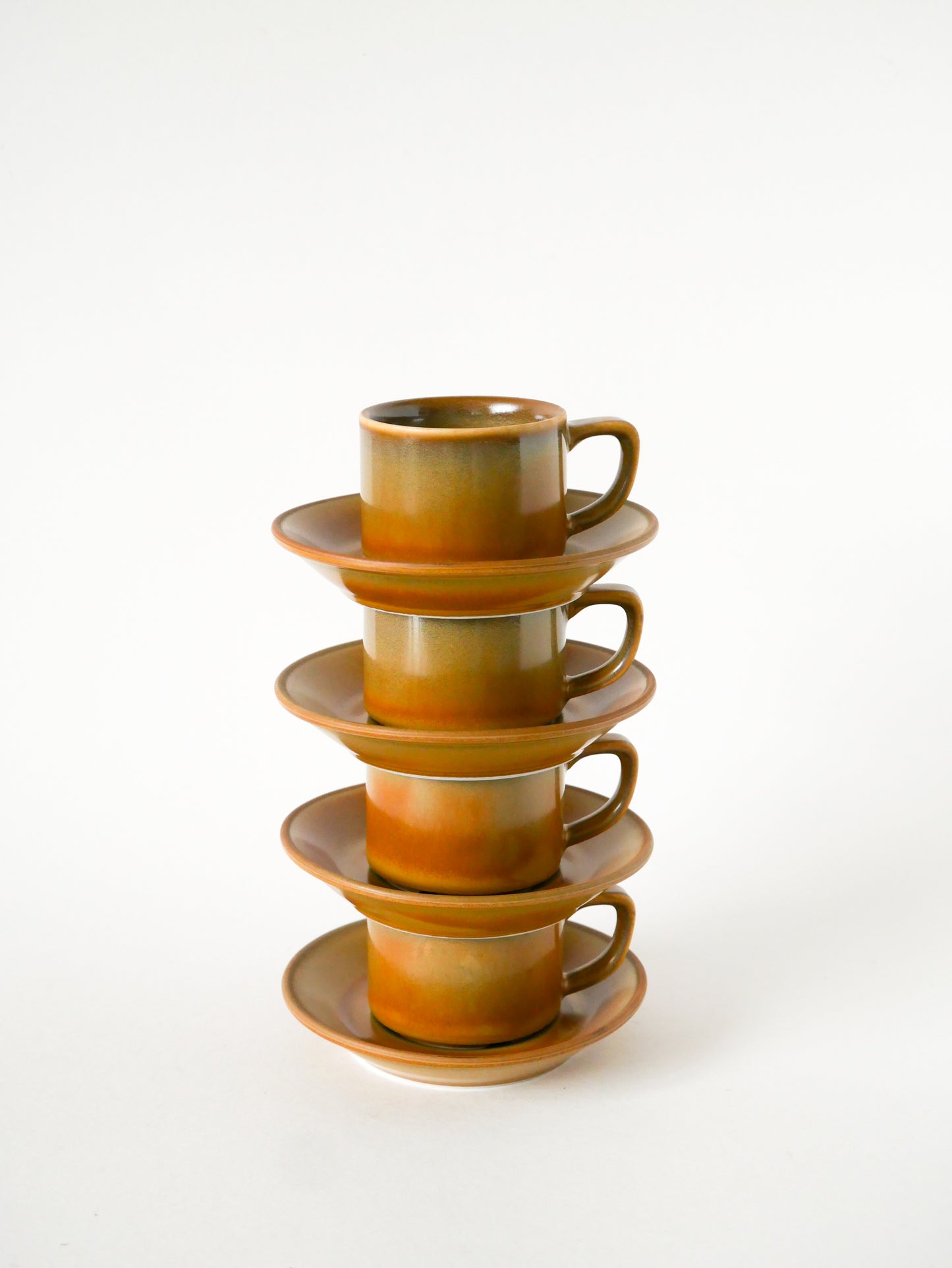 Ensemble de 4 tasses et sous-tasses à café en grès, style Bistrot, 1970