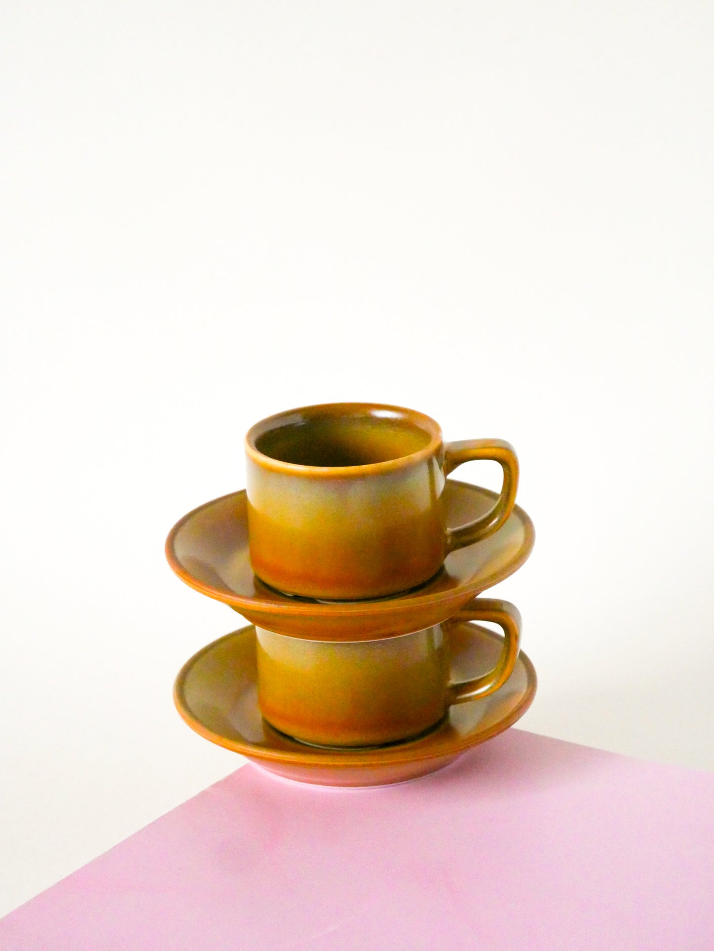 Ensemble de 4 tasses et sous-tasses à café en grès, style Bistrot, 1970