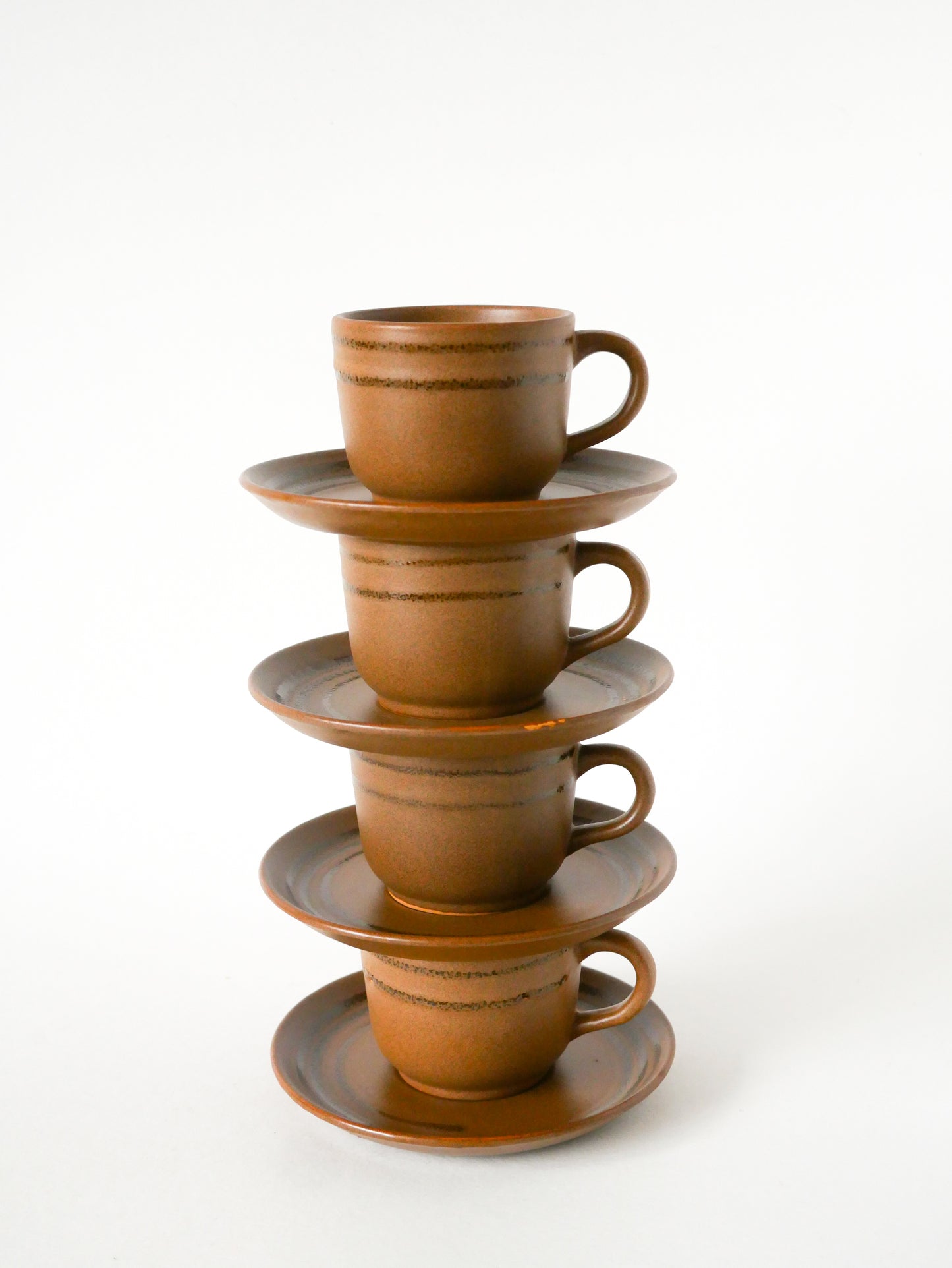 Ensemble de 4 tasses et sous-tasses à café en grès, Sarreguemines modèle Savoie, 1970