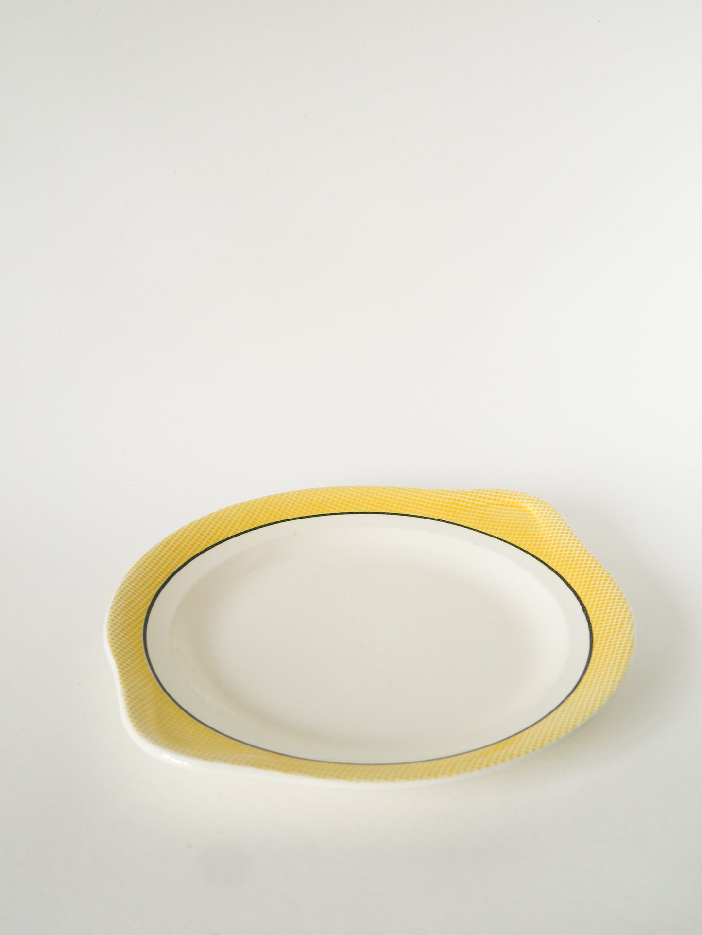 Plat à tarte Salins modèle Menton, Jaune et Noir, 1960