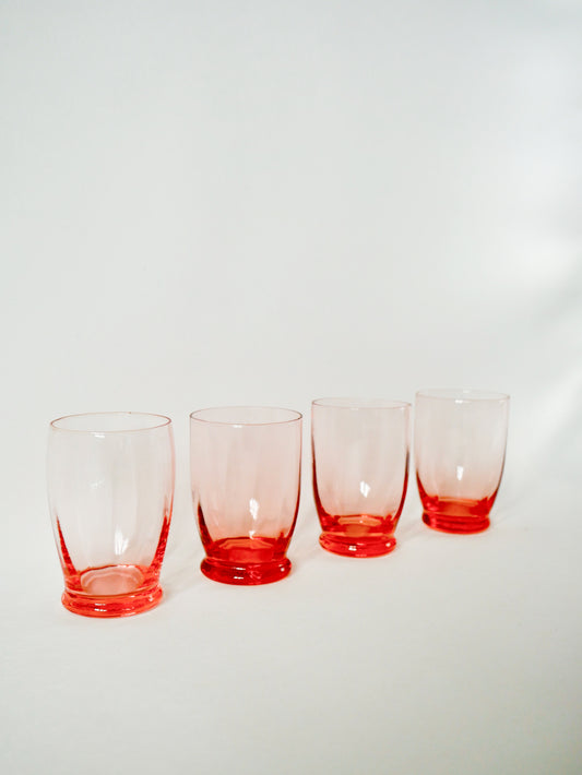 Lot de 4 verres à eau roses art déco, 1930