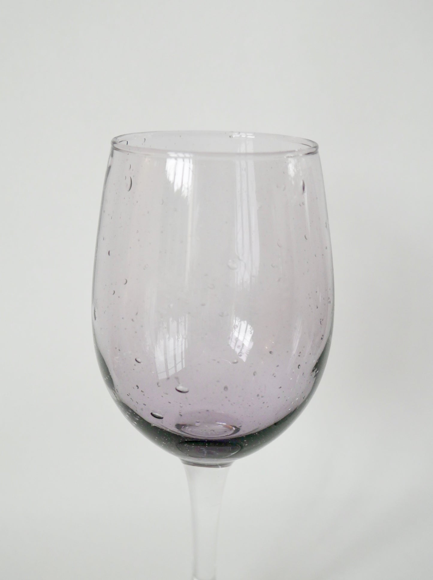 Lot de 5 verres à vin en verre bullé violet, 1970