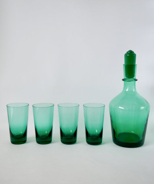 Ensemble d'une carafe et de 4 verres design en verre vert, 1970