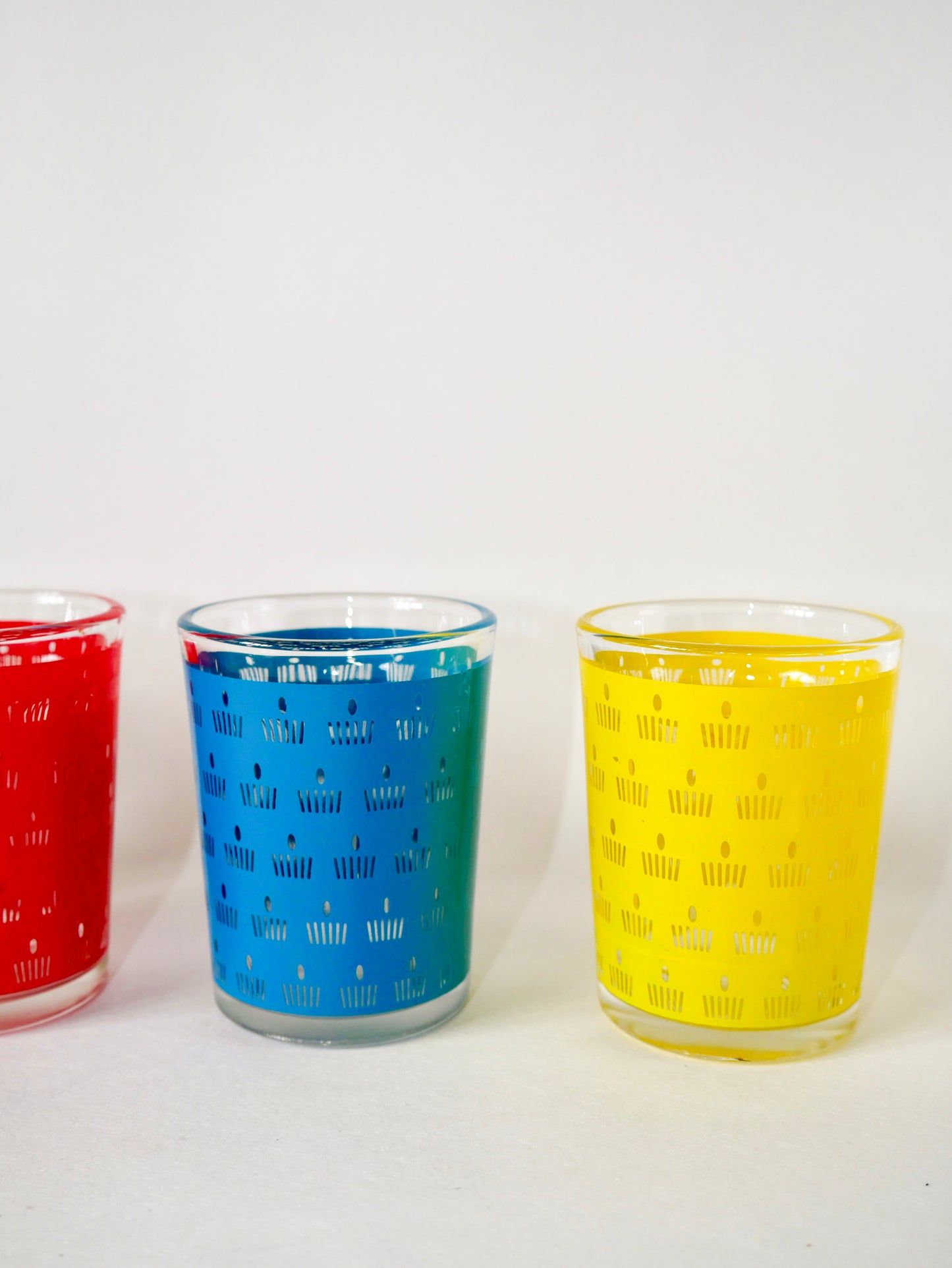 Lot de 4 verres à eau colorés, 1970