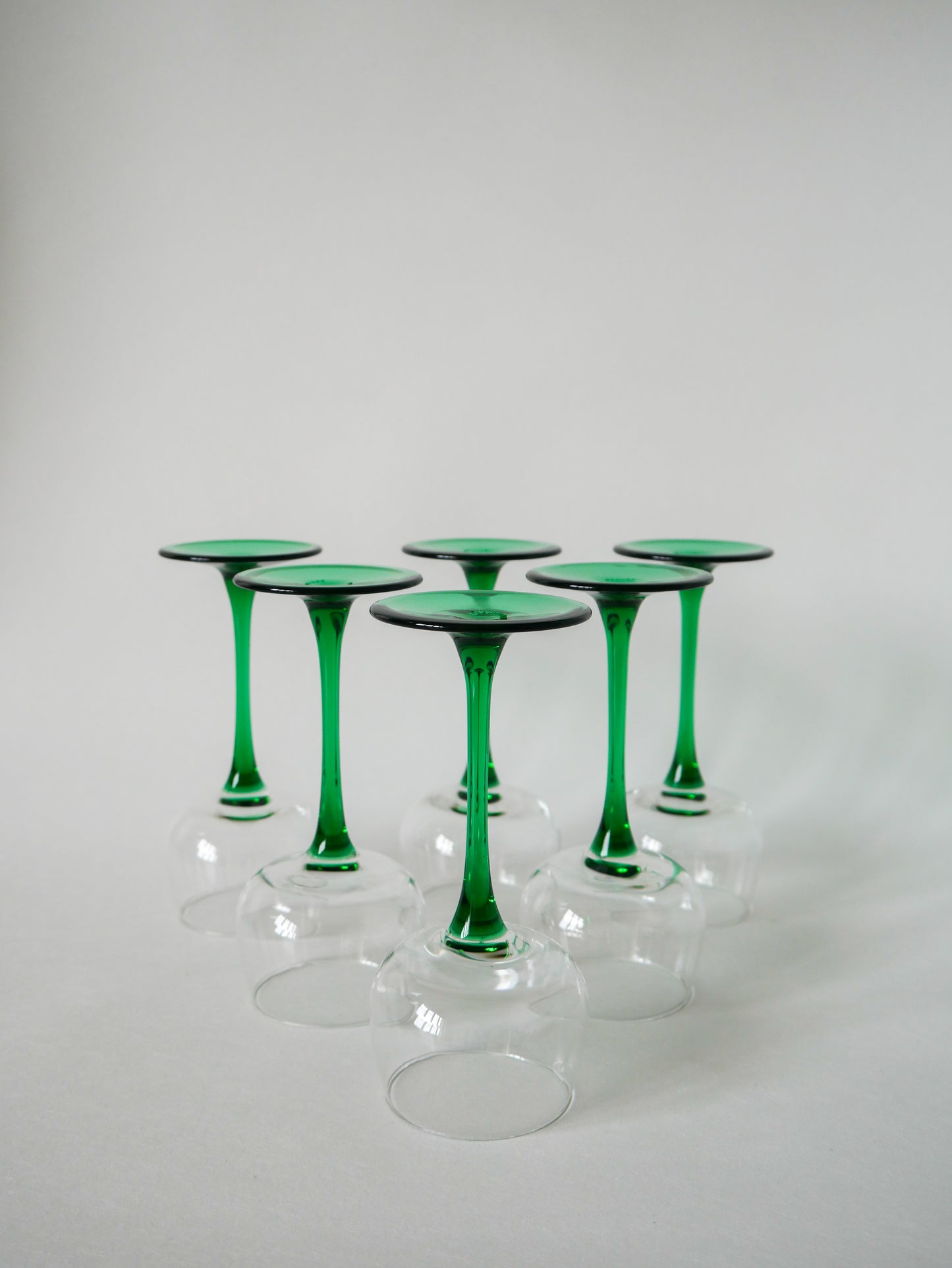 Lot de 6 verres à pieds vert foncé Made in France Luminarc, 1970 - 16cm