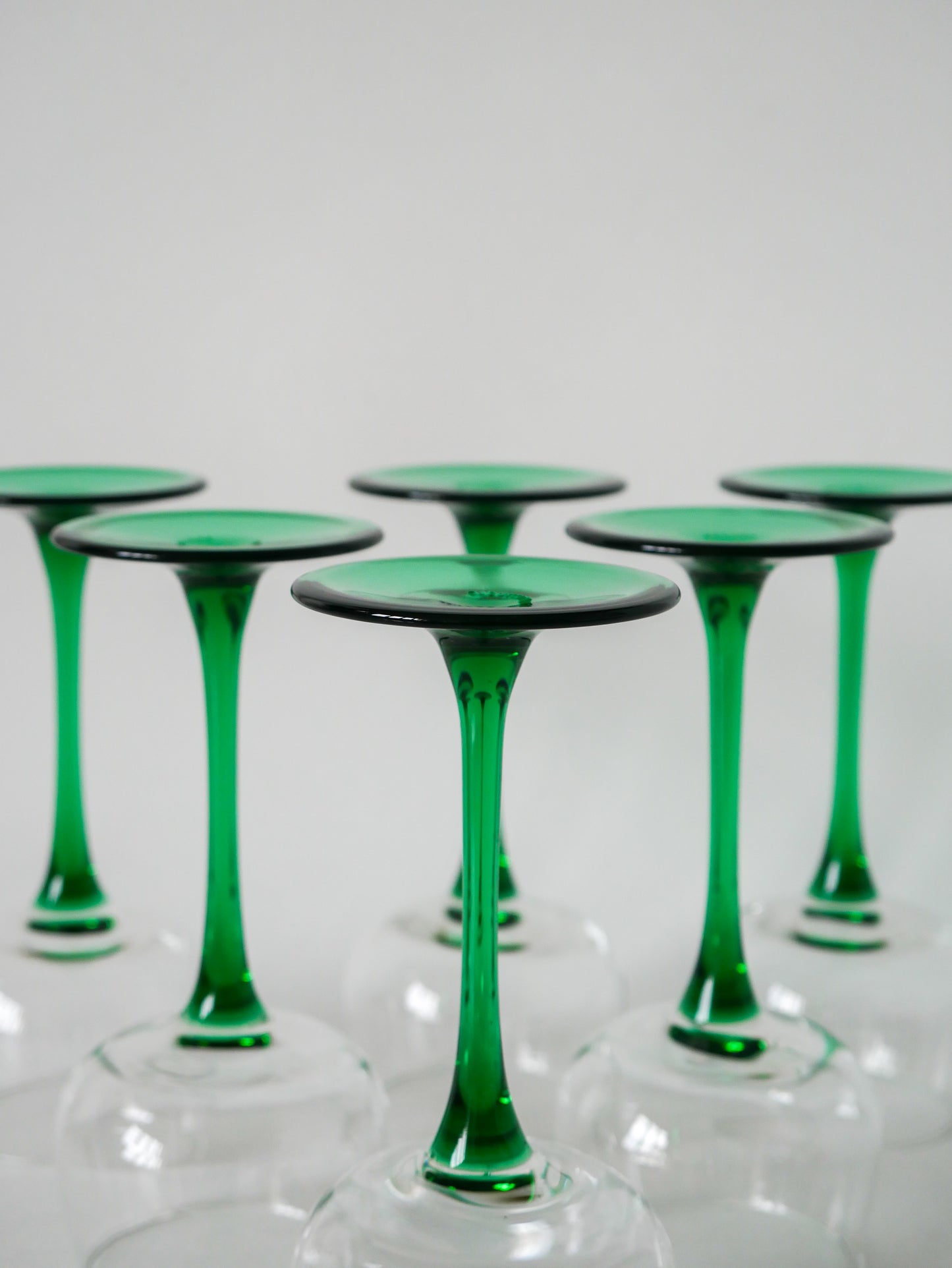 Lot de 6 verres à pieds vert foncé Made in France Luminarc, 1970 - 16cm