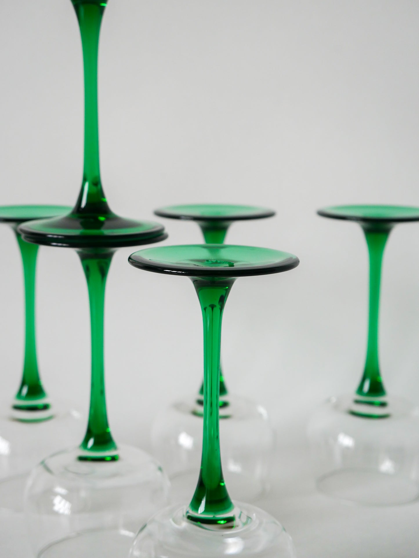 Lot de 6 verres à pieds vert foncé Made in France Luminarc, 1970 - 16cm