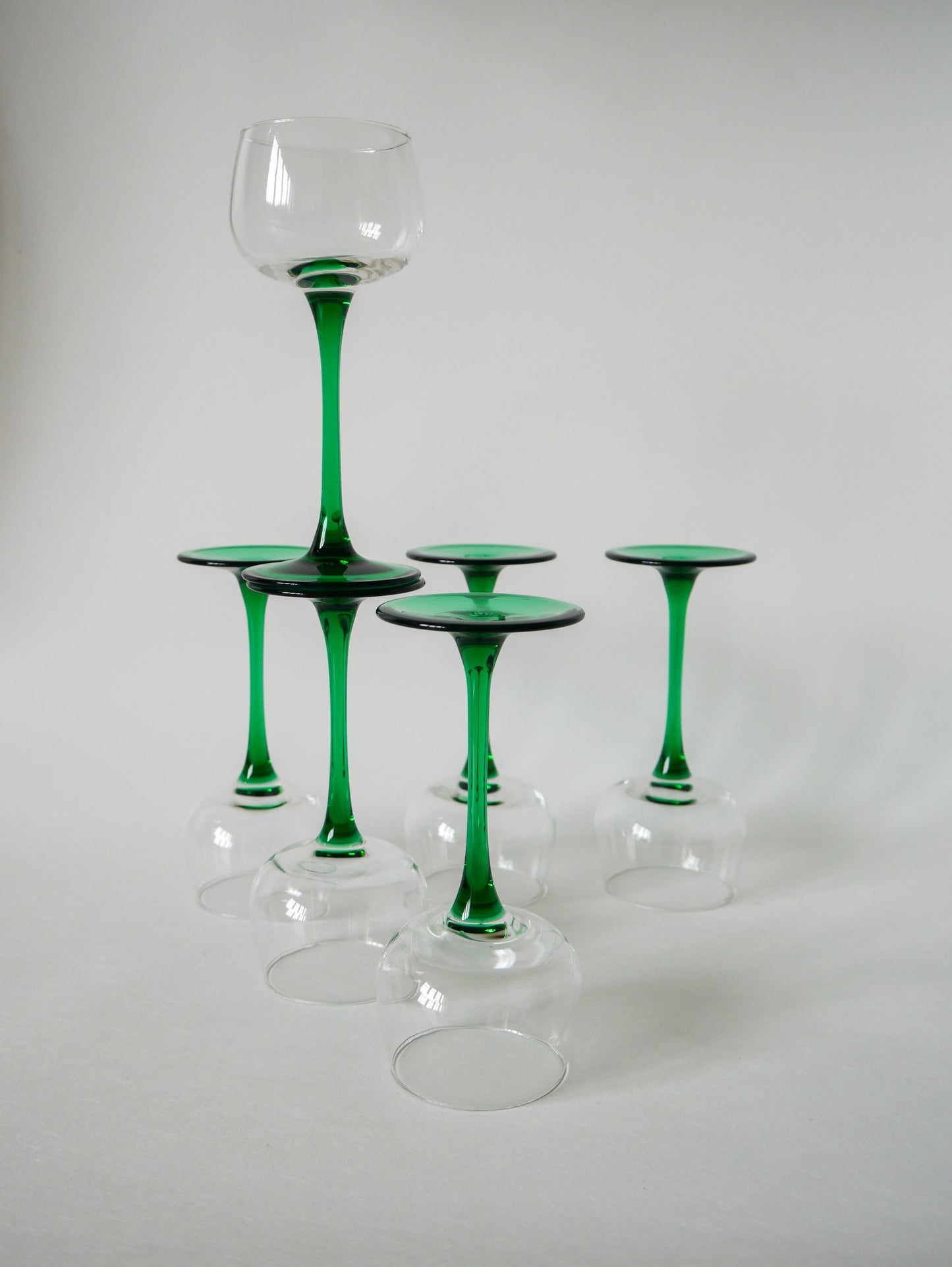 Lot de 6 verres à pieds vert foncé Made in France Luminarc, 1970 - 16cm