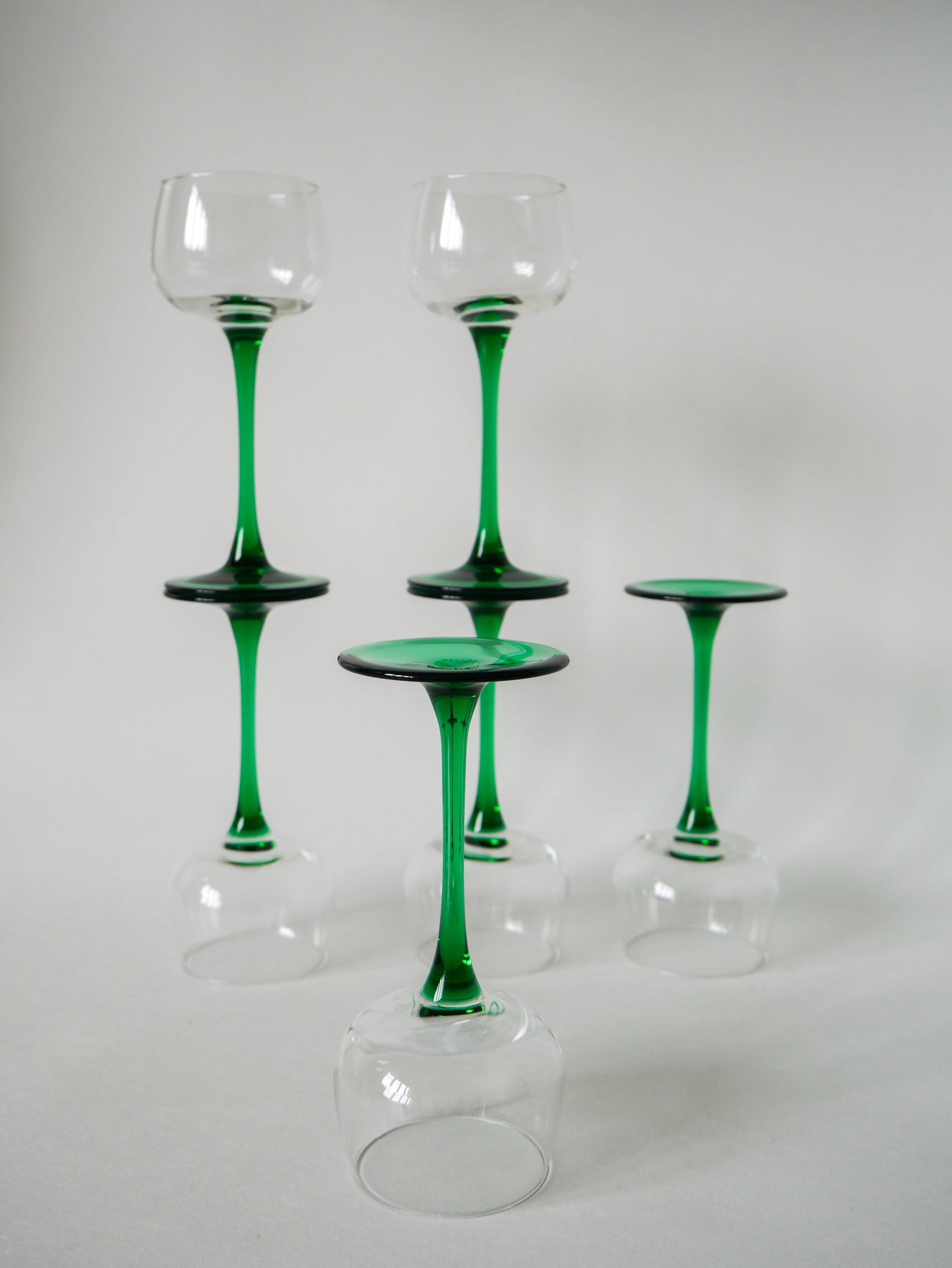 Lot de 6 verres à pieds vert foncé Made in France Luminarc, 1970 - 16cm