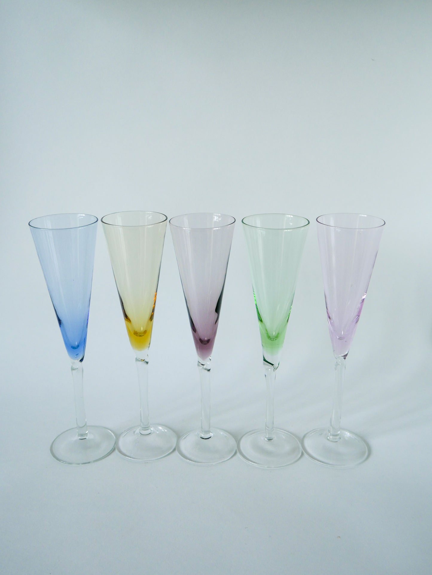 Lot de 5 flûtes à champagne en verre coloré Design 1970