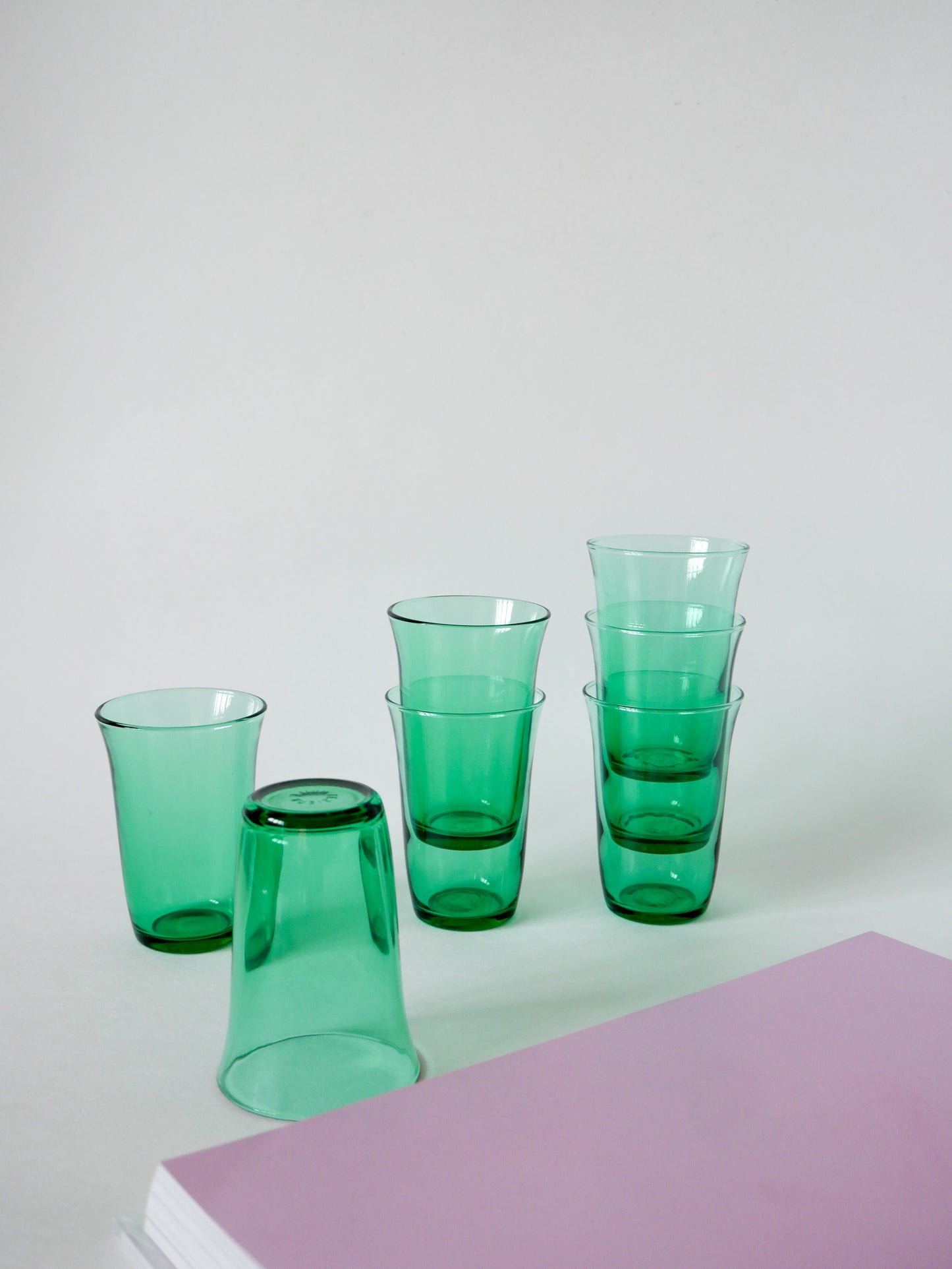 Lot de 7 verres à eau en verre vert vintage 1970