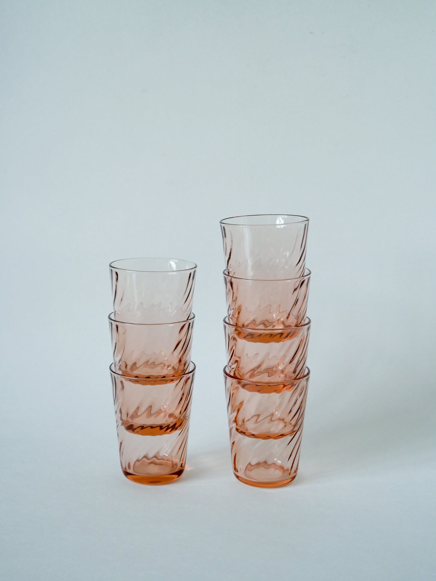 Lot de 7 verres à eau Rosaline en verre vert rose 1970