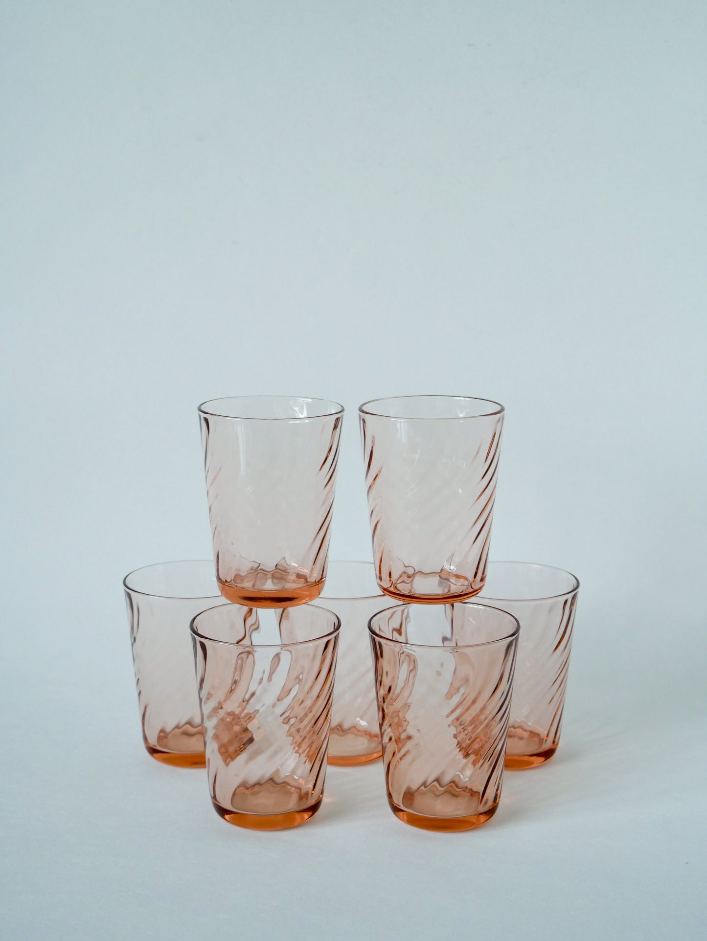 Lot de 7 verres à eau Rosaline en verre vert rose 1970