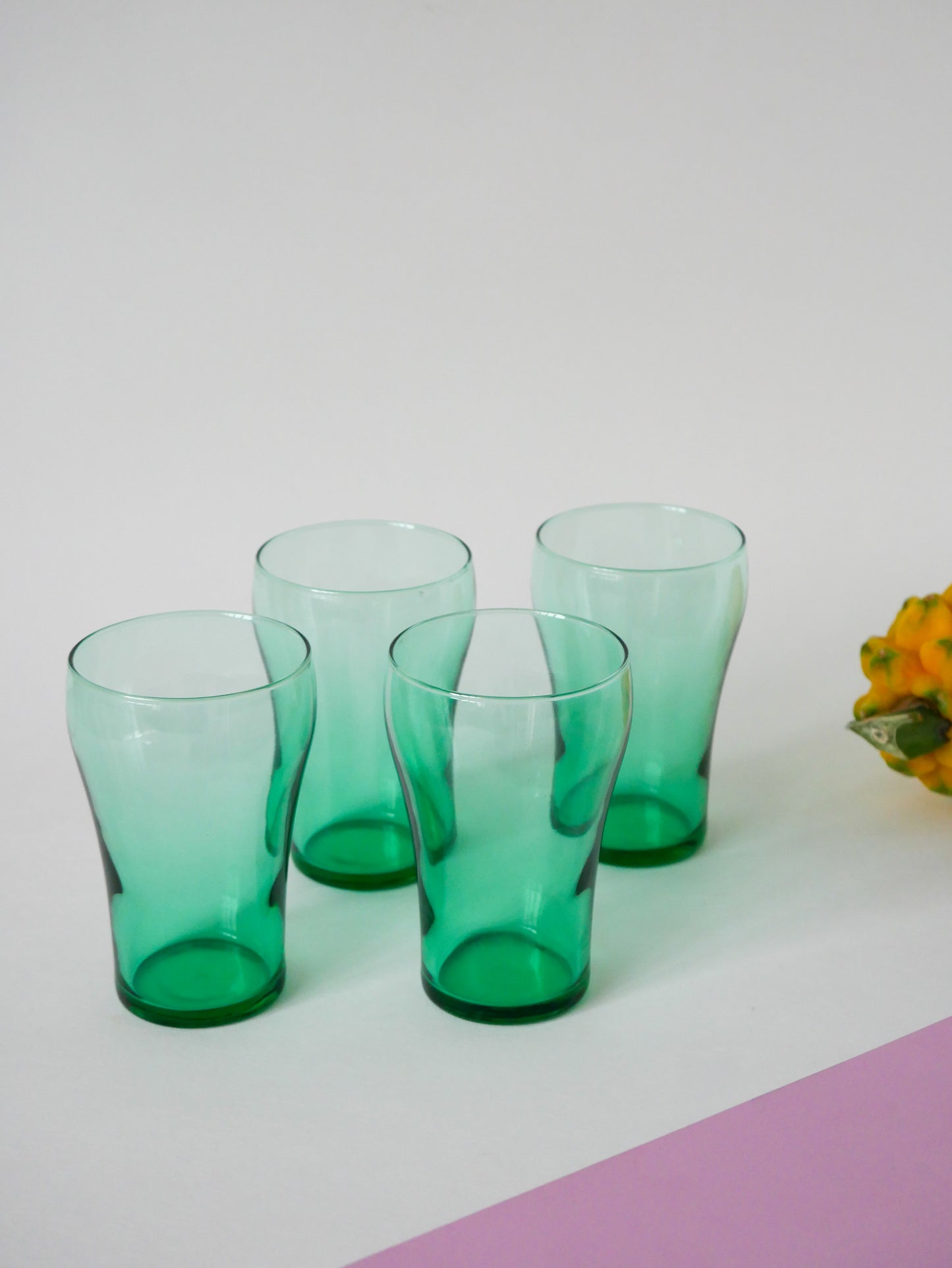 Lot de 4 verres en verre vert 1970