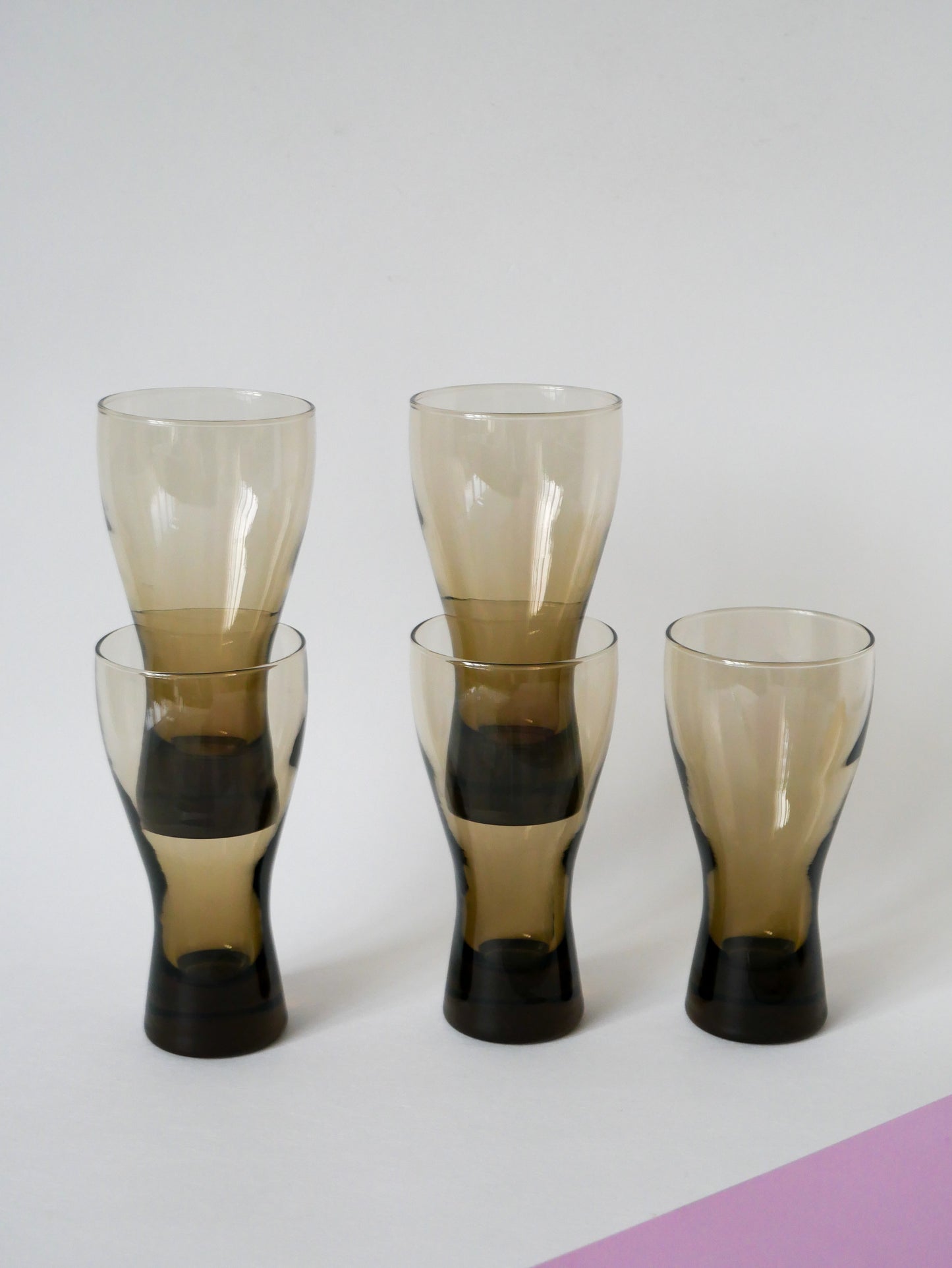 Lot de 5 grands verres Long Drink en verre fumé Design, 1970