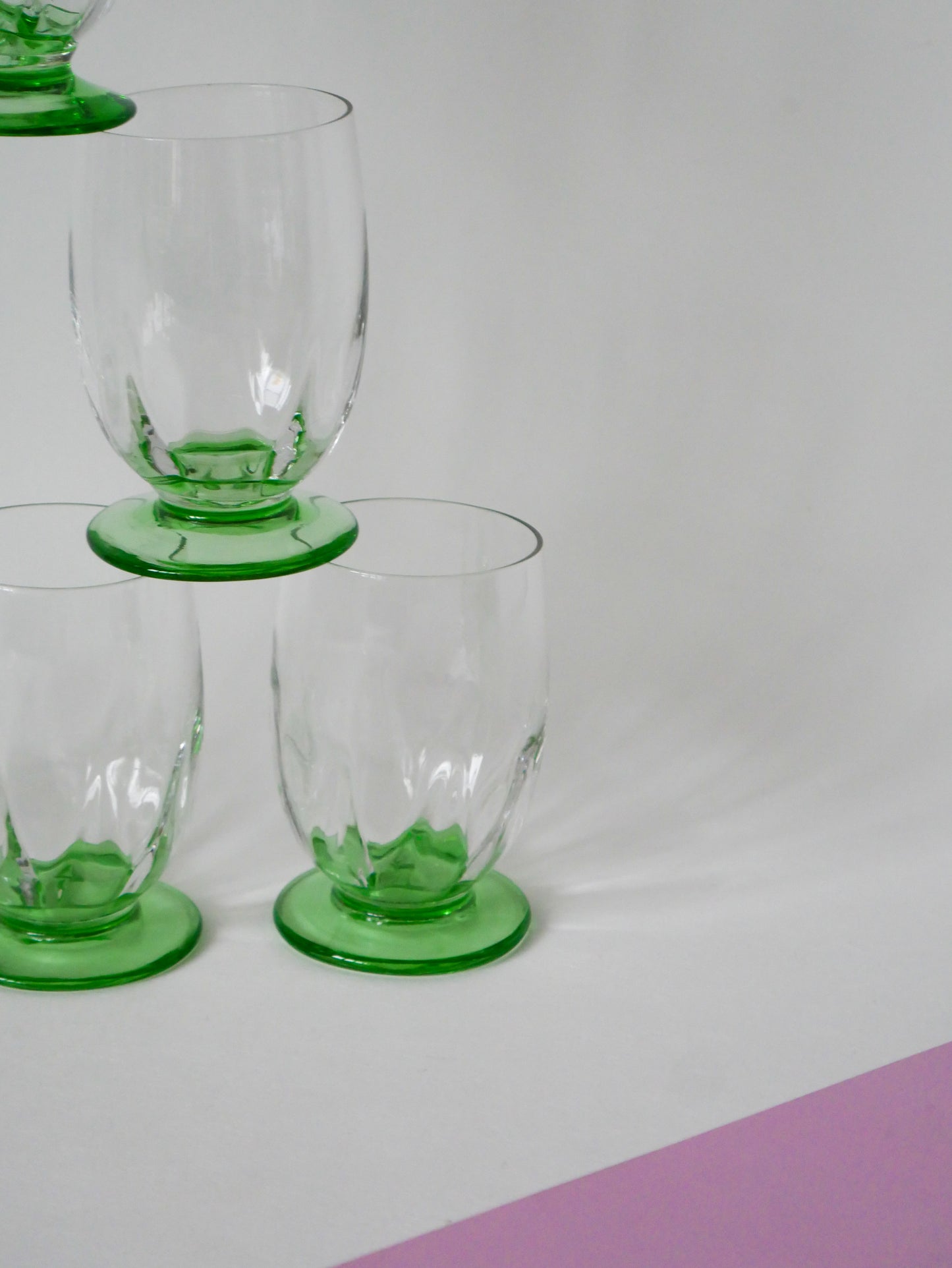 Lot de 6 grands verres Art Déco en verre vert, 1930