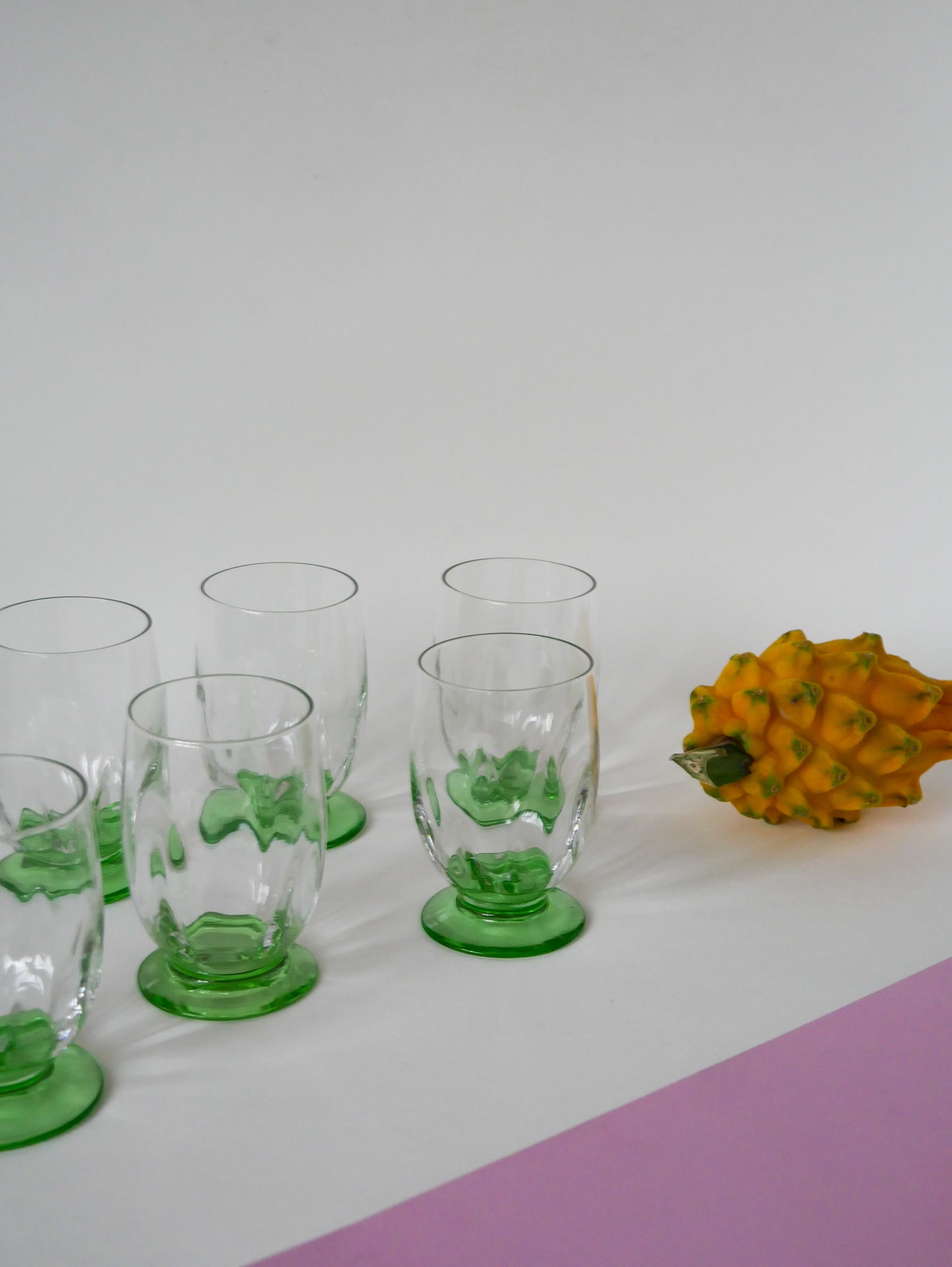 Lot de 6 grands verres Art Déco en verre vert, 1930