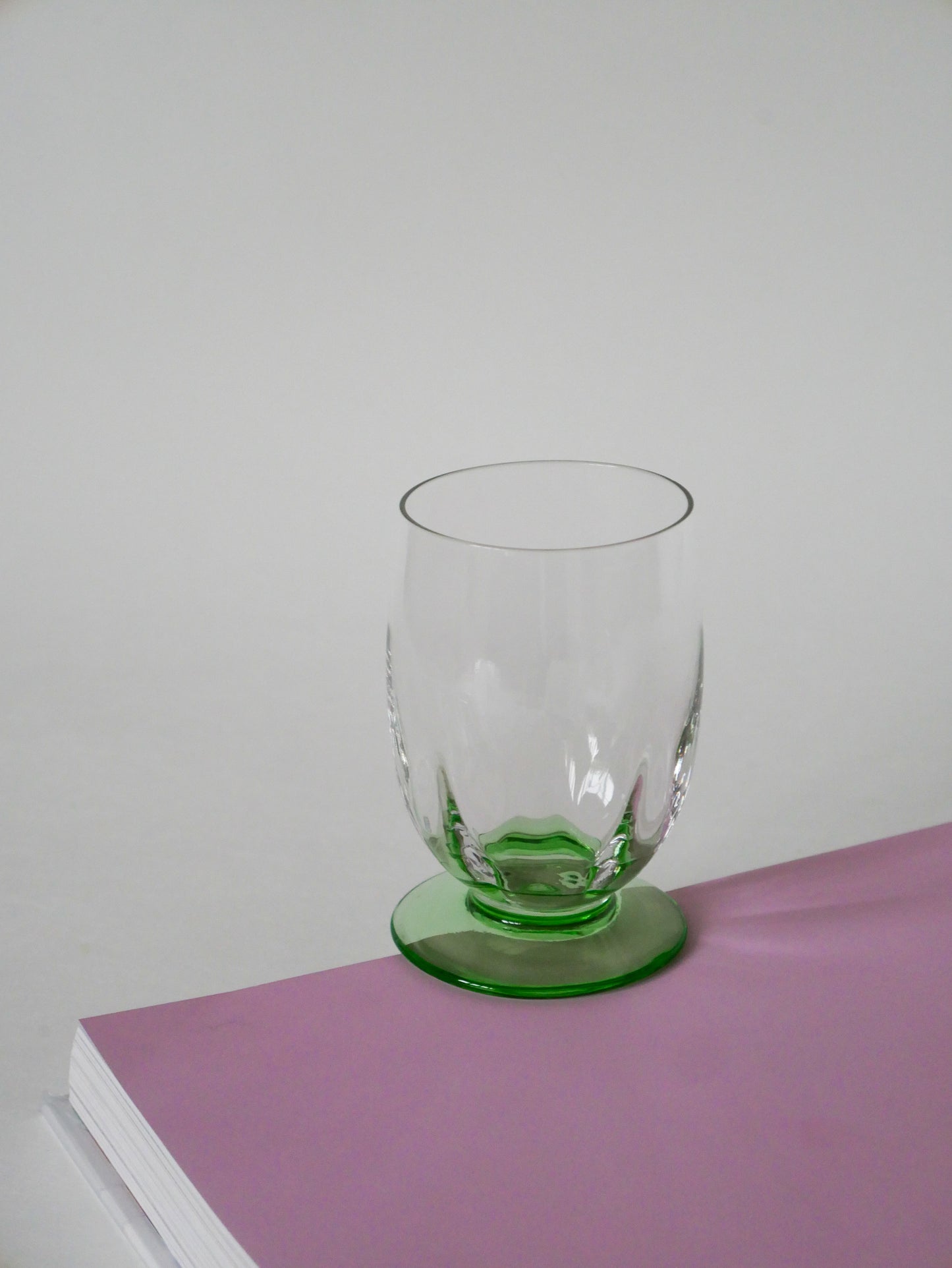 Lot de 6 grands verres Art Déco en verre vert, 1930