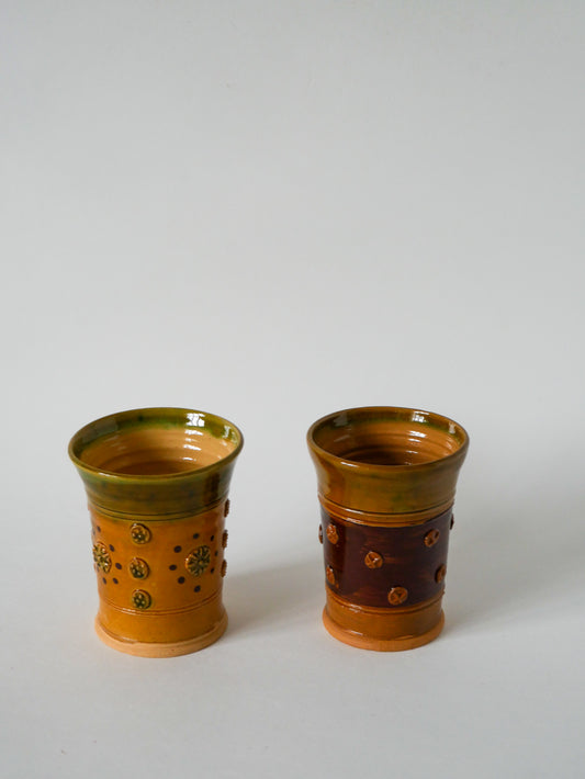 Paire de gobelets en céramique / poterie jaune et vert, vintage, 1970