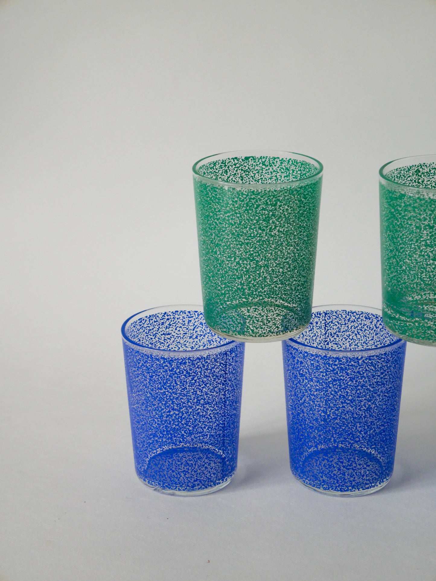 Ensemble de 5 verres à eau vert et bleus, 1970