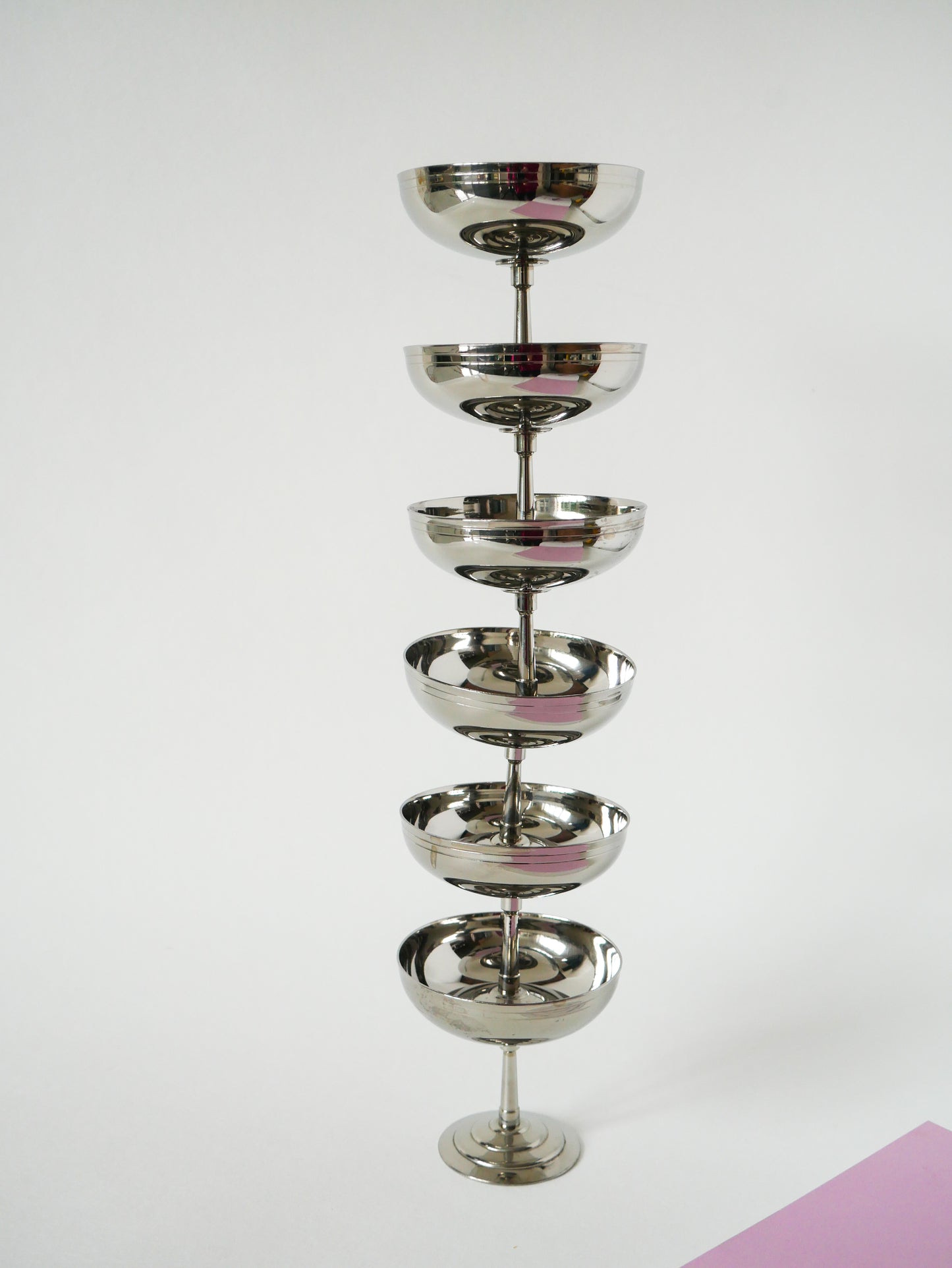 Ensemble de 6 coupes en inox à pieds fin, Design, 1970