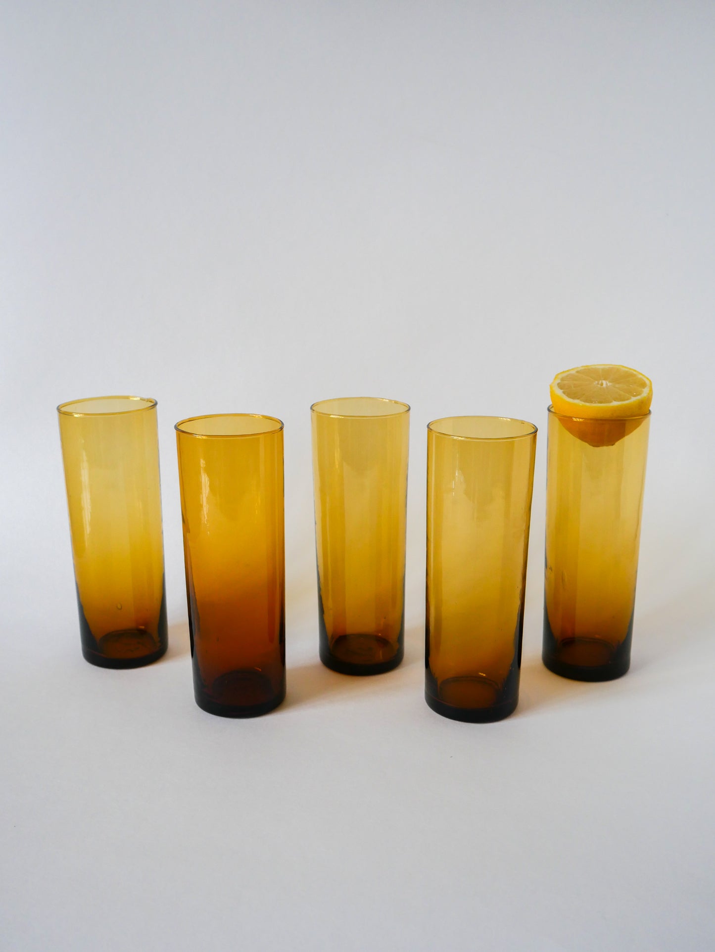 Lot de 5 verres ambrés Long Drink, 1970