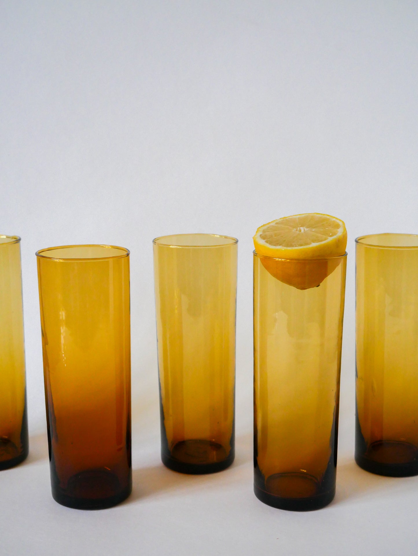 Lot de 5 verres ambrés Long Drink, 1970