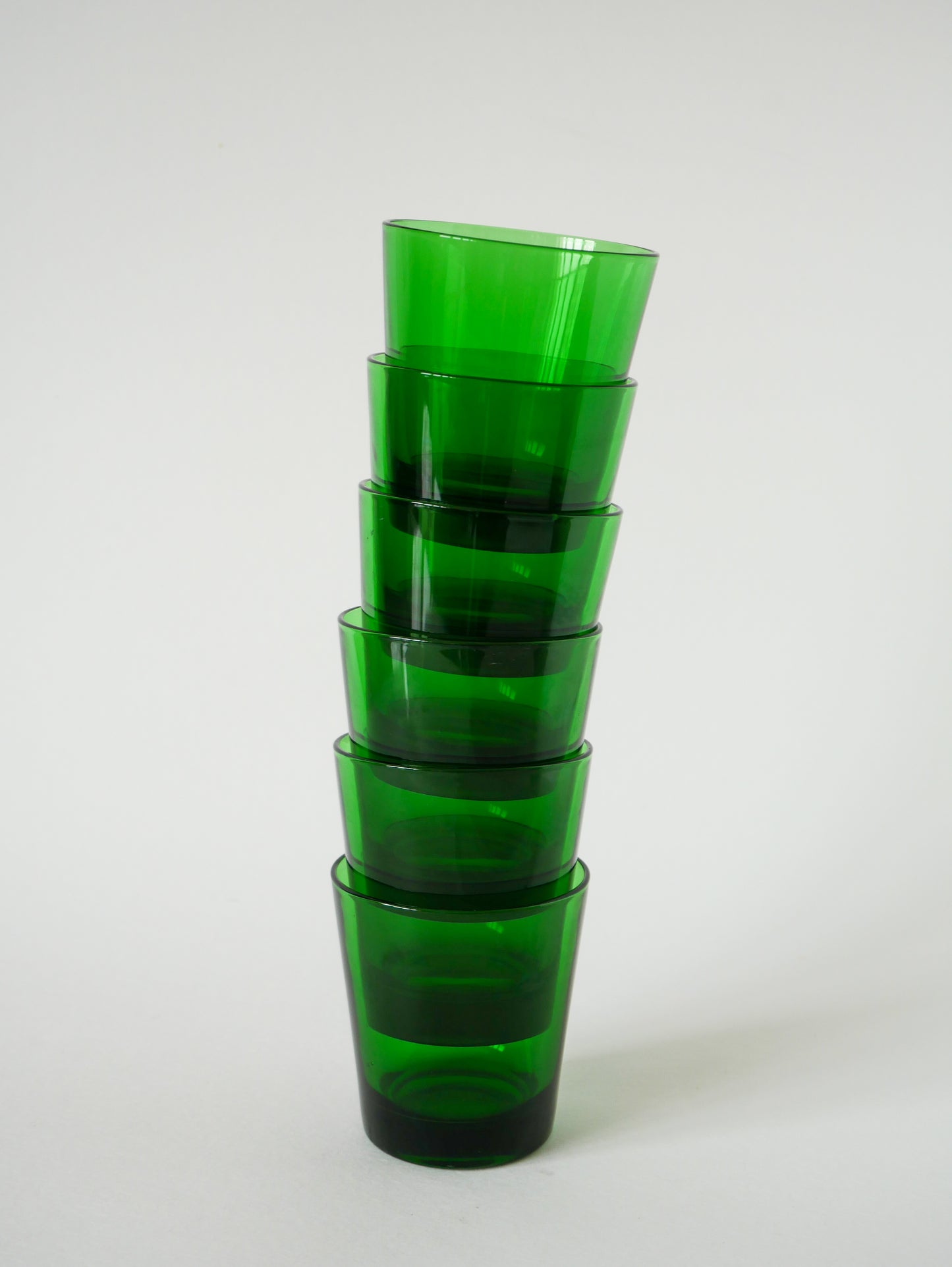 Lot de 6 verres à eau en verre vert, Design, 1970