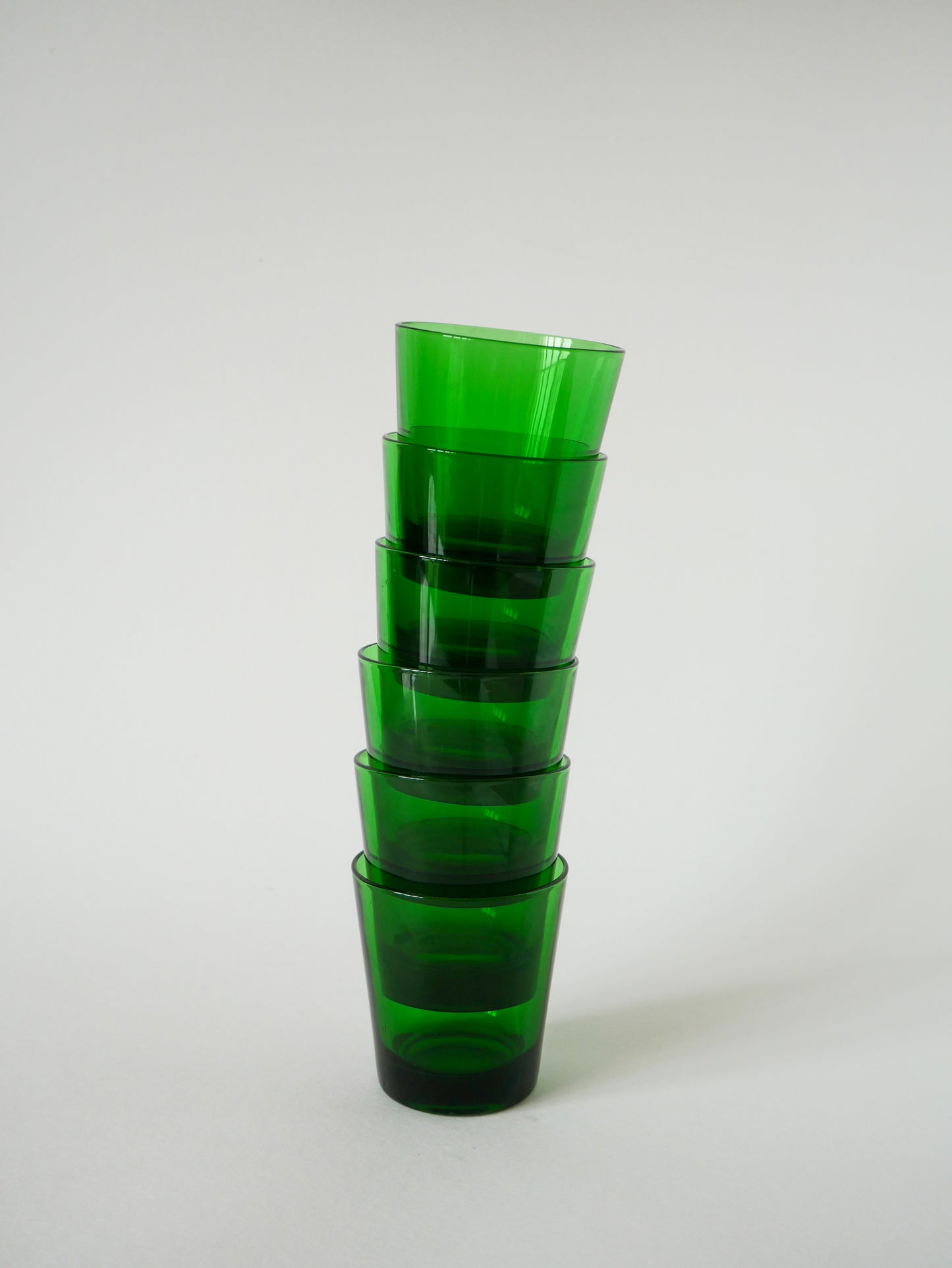 Lot de 6 verres à eau en verre vert, Design, 1970