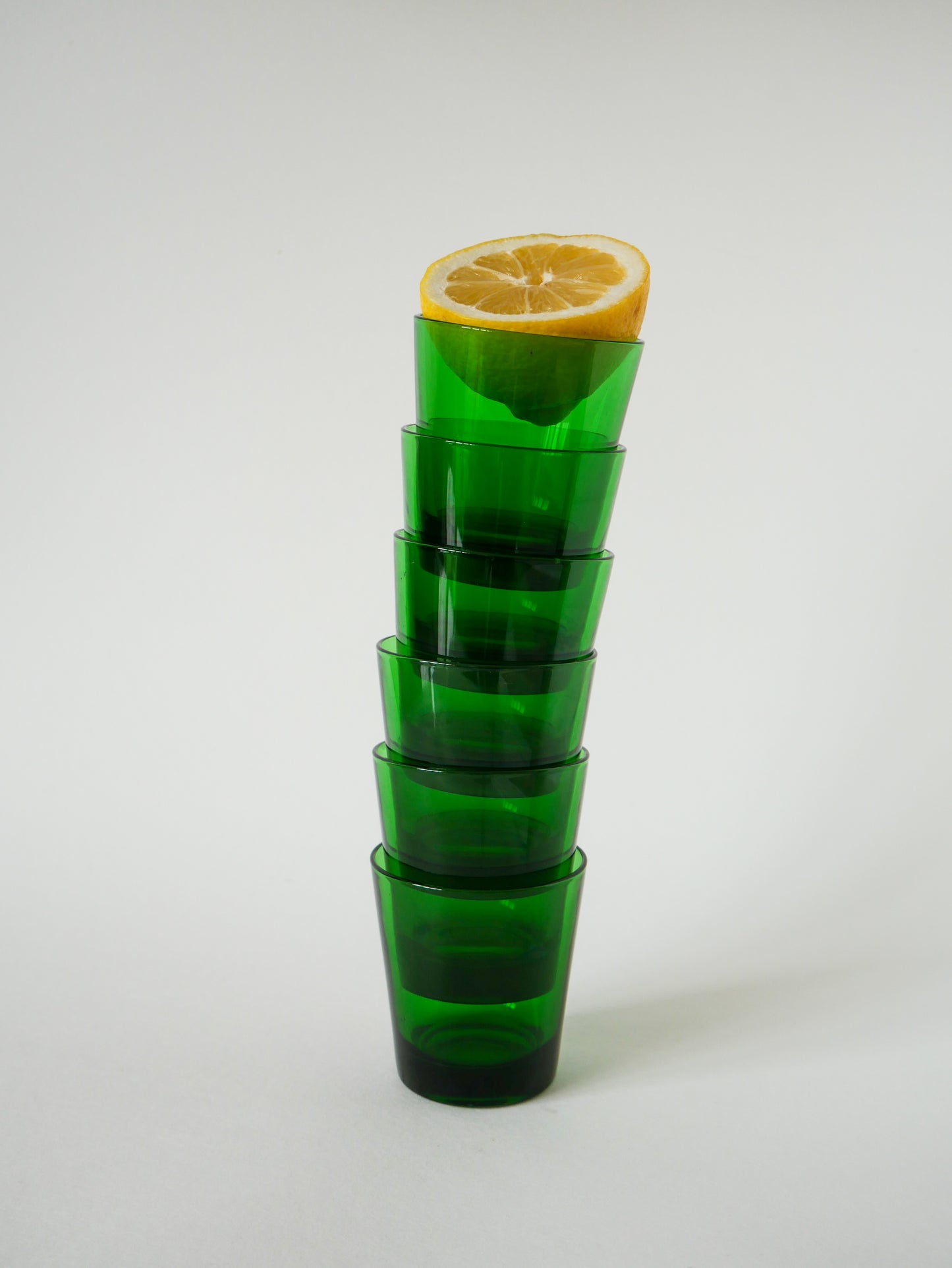 Lot de 6 verres à eau en verre vert, Design, 1970