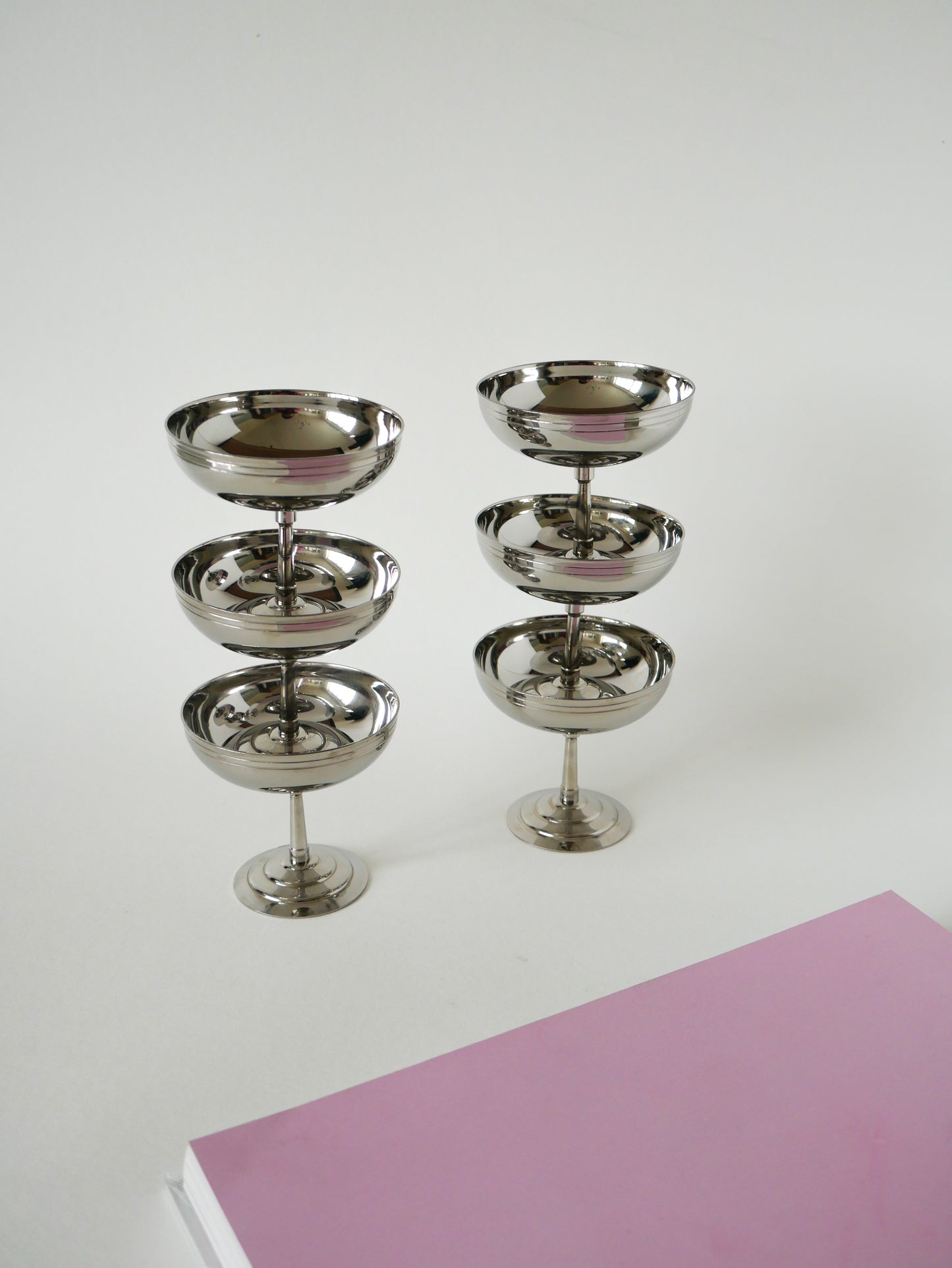 Ensemble de 6 coupes en inox à pieds fin, Made in France, Létang Rémy, Design, 1970