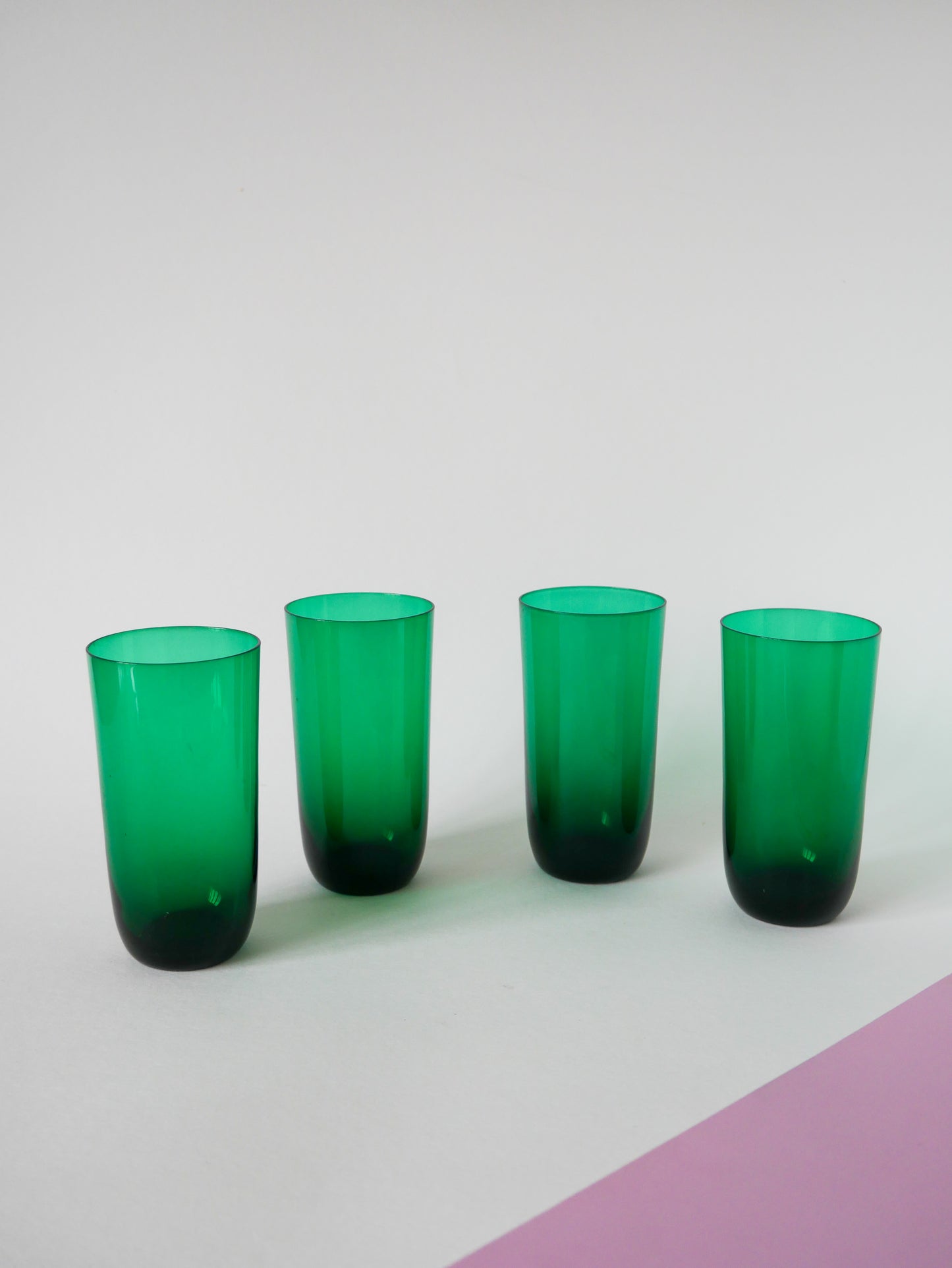 Lot de 4 verres à eau en verre vert, Design, 1970