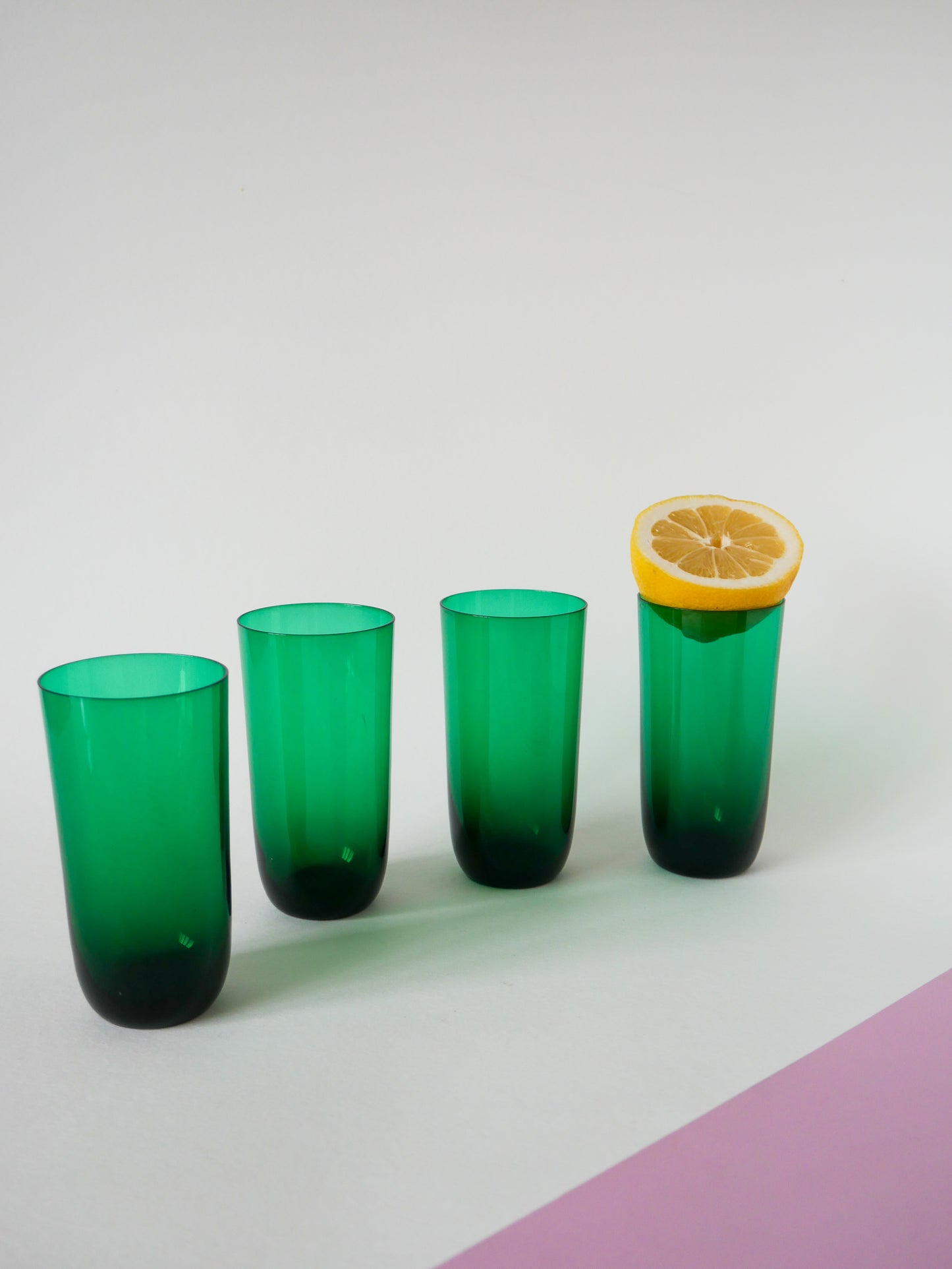 Lot de 4 verres à eau en verre vert, Design, 1970