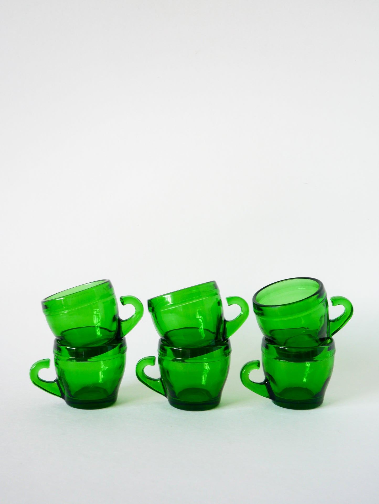 Lot de 6 tasses à café en verre vert, Design, 1970