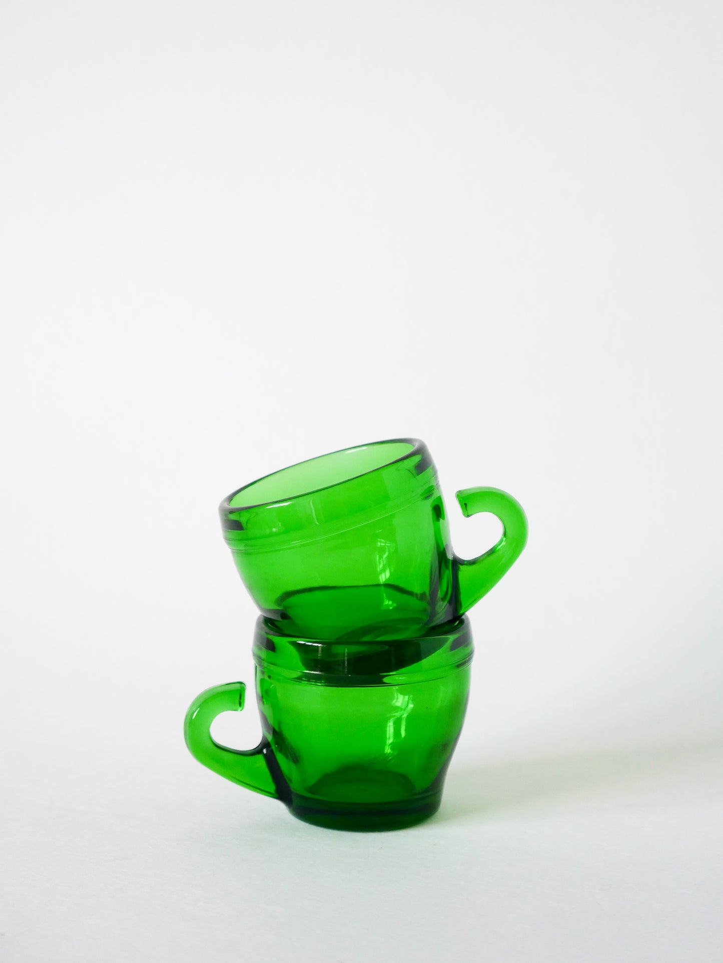 Lot de 6 tasses à café en verre vert, Design, 1970