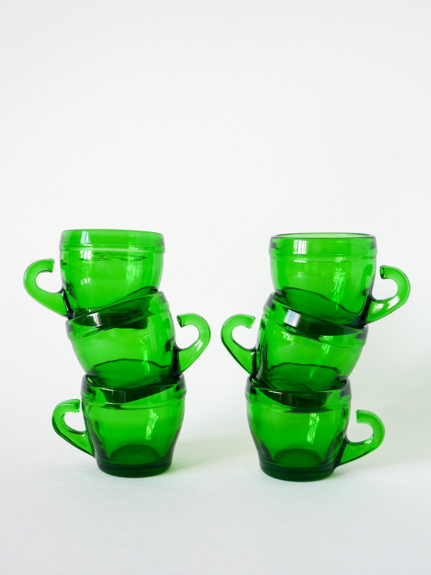 Lot de 6 tasses à café en verre vert, Design, 1970