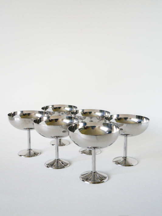 Ensemble de 6 coupes en inox pieds haut, Design, 1970