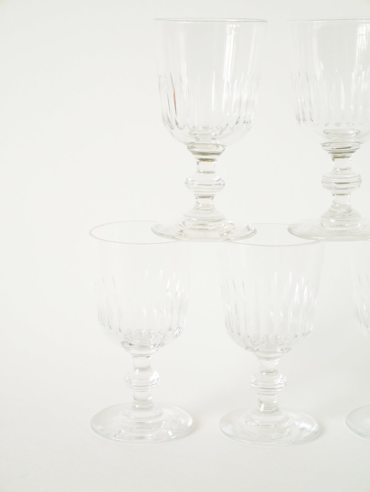 Lot de 6 verres à vin en cristal ciselé, 1960