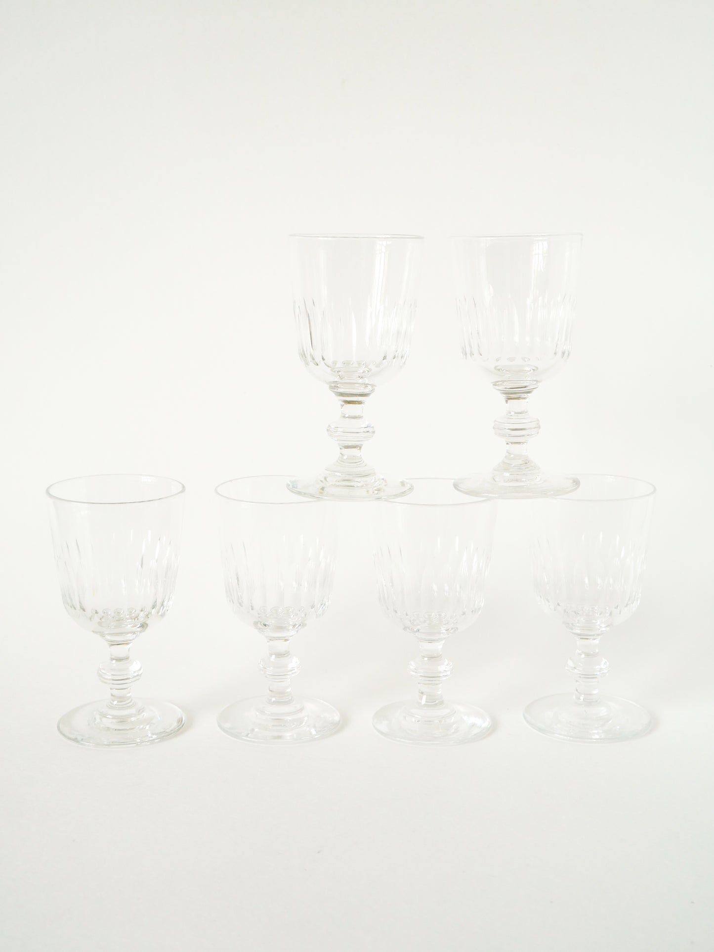 Lot de 6 verres à vin en cristal ciselé, 1960