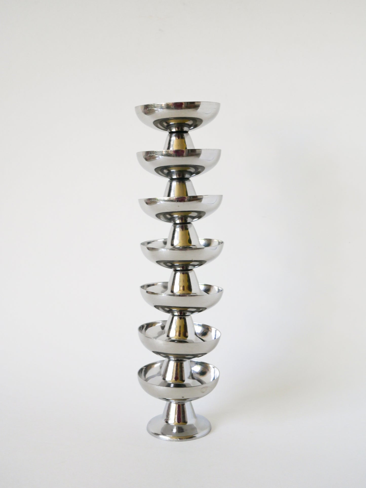 Ensemble de 8 coupes en inox à pieds haut et large, Design,1970