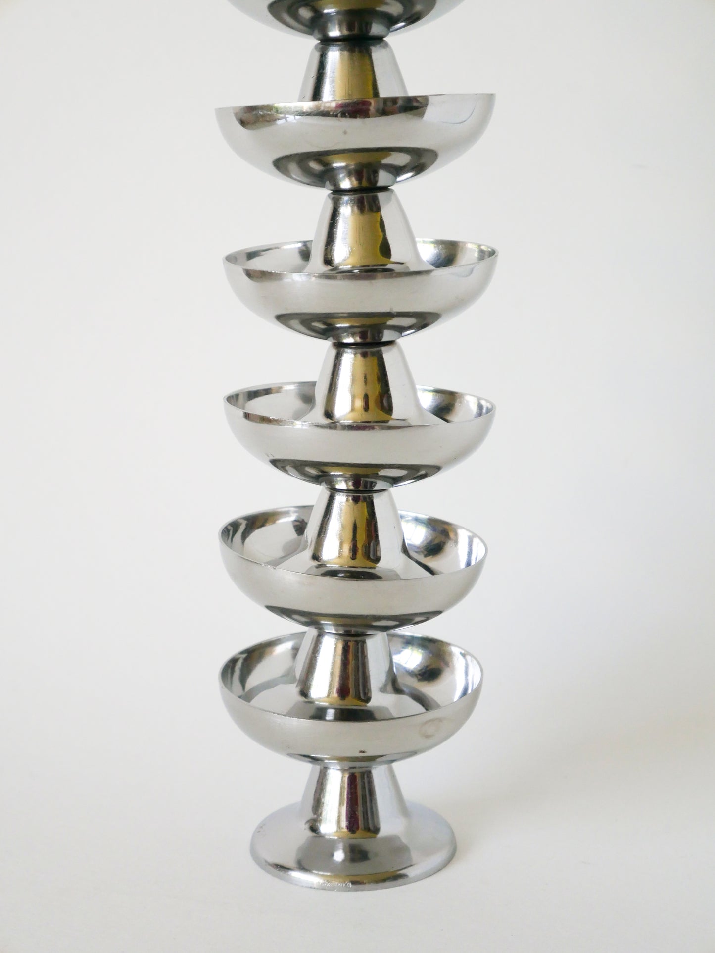 Ensemble de 8 coupes en inox à pieds haut et large, Design,1970