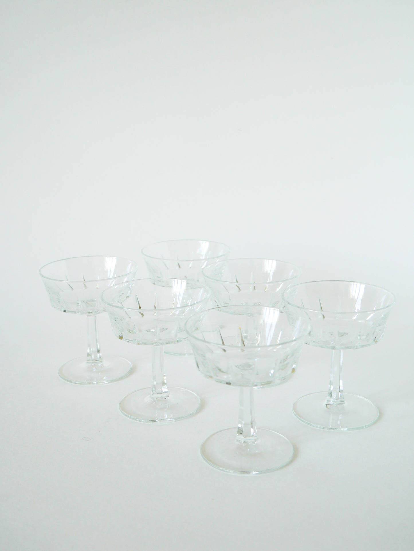 Lot de 6 coupes à champagne en verre cristal, 1960