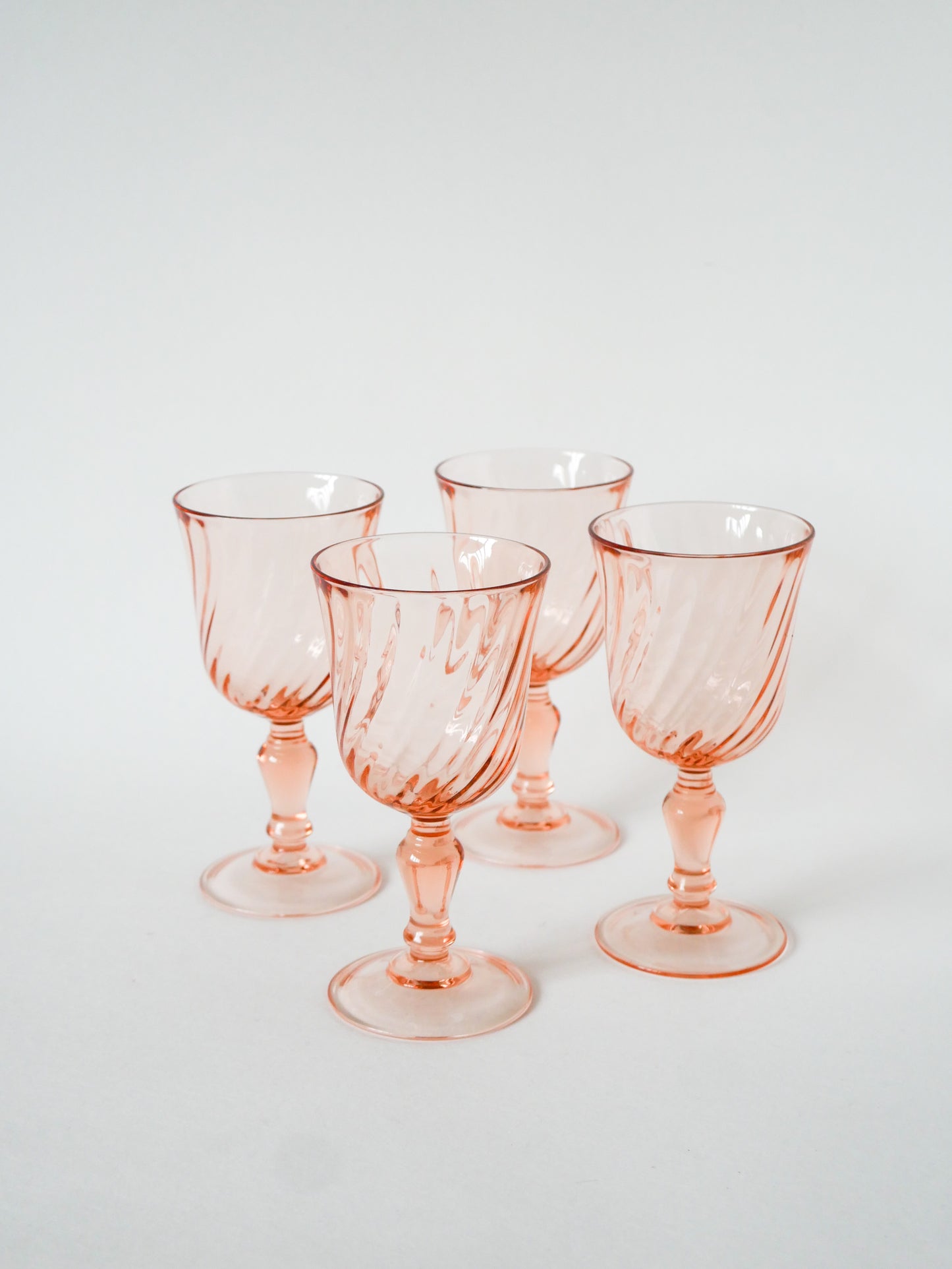 Lot de 4 verres à vin en verre Rosaline, Rose, 1960